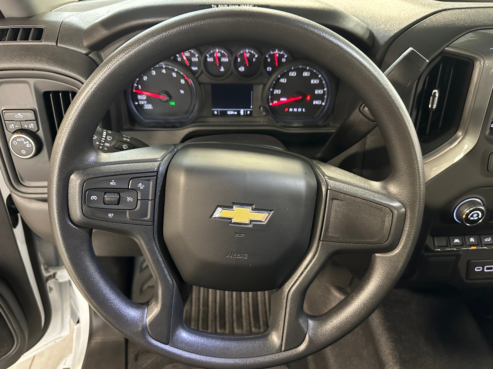 Thumbnail: 2024 Chevrolet Silverado 1500 - 5