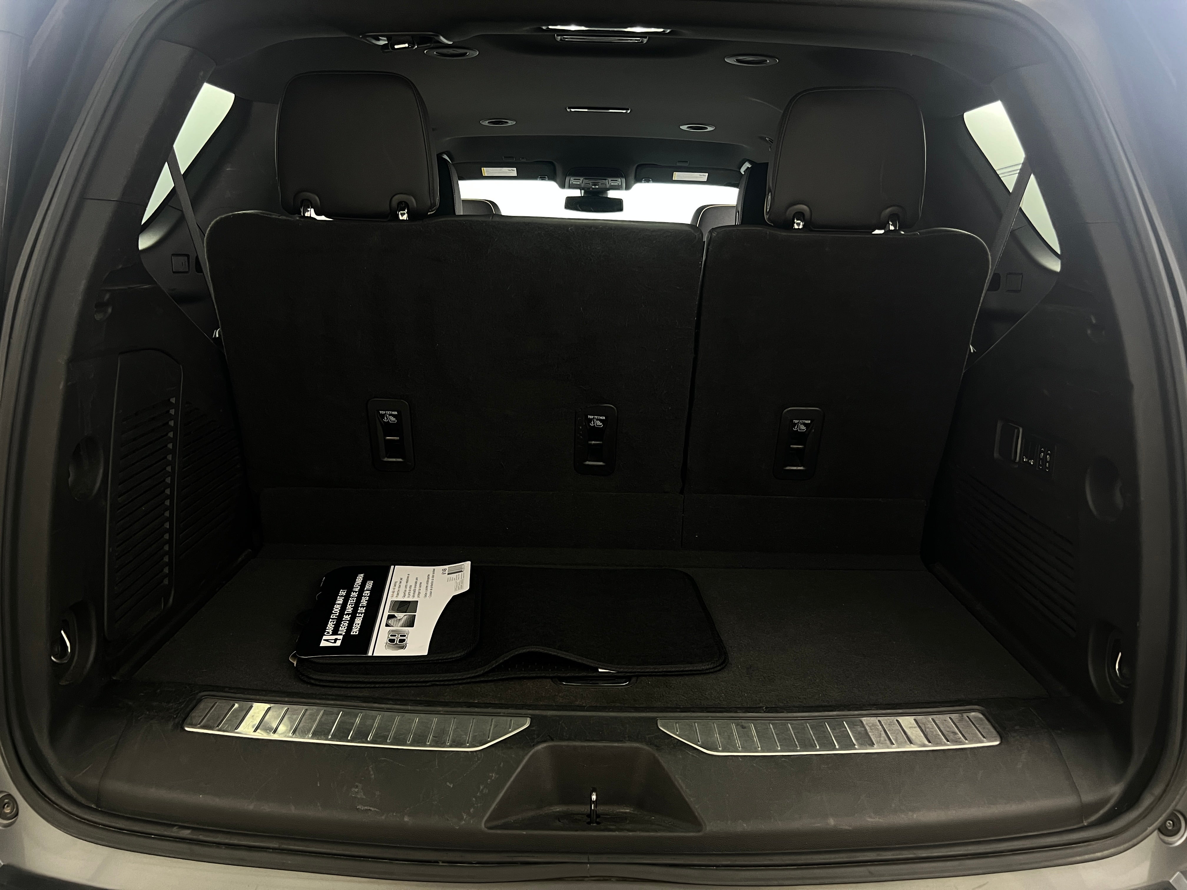 2022 Chevrolet Tahoe Premier 7