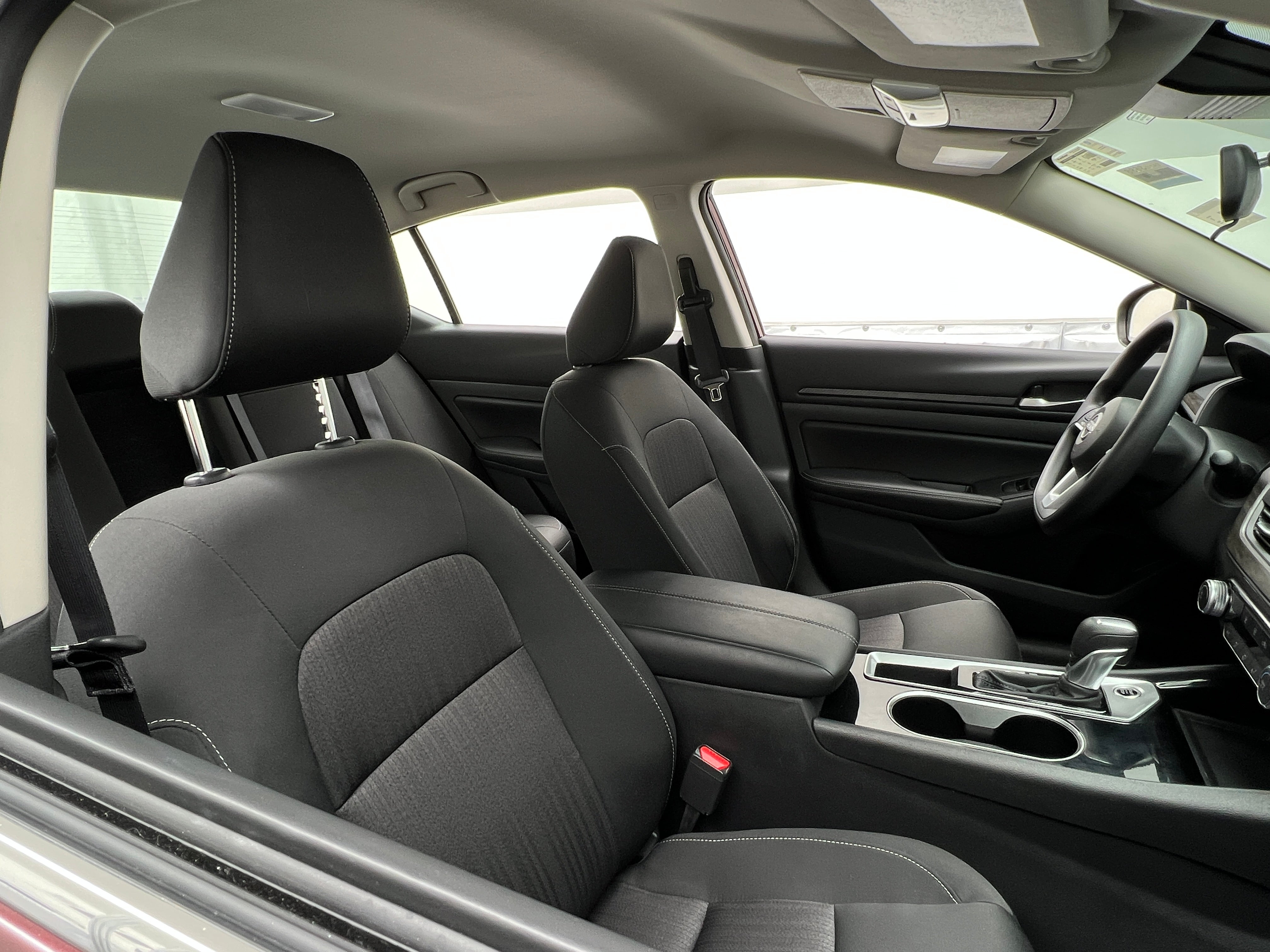 2024 Nissan Altima SV 2