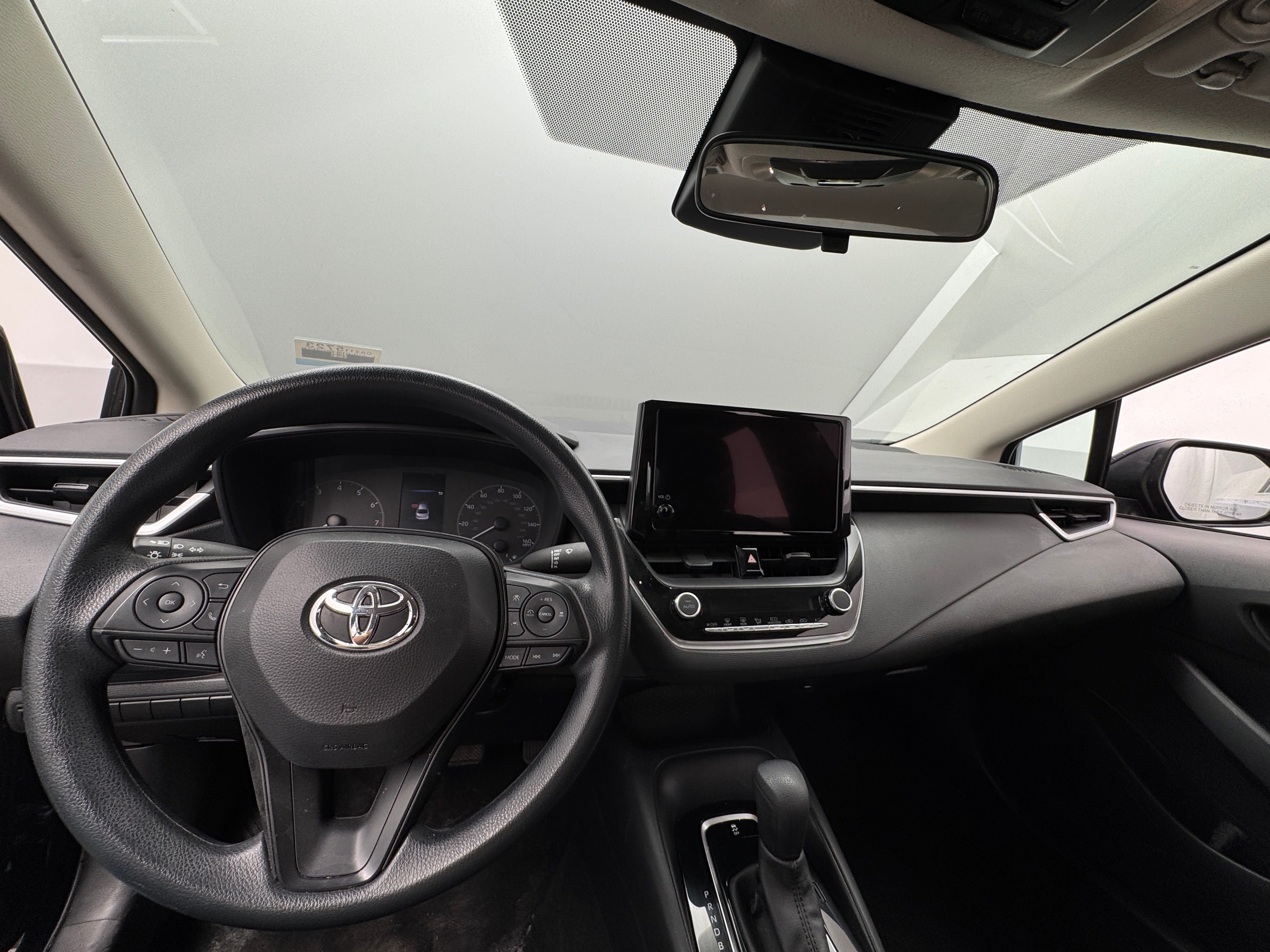 2024 Toyota Corolla LE 3