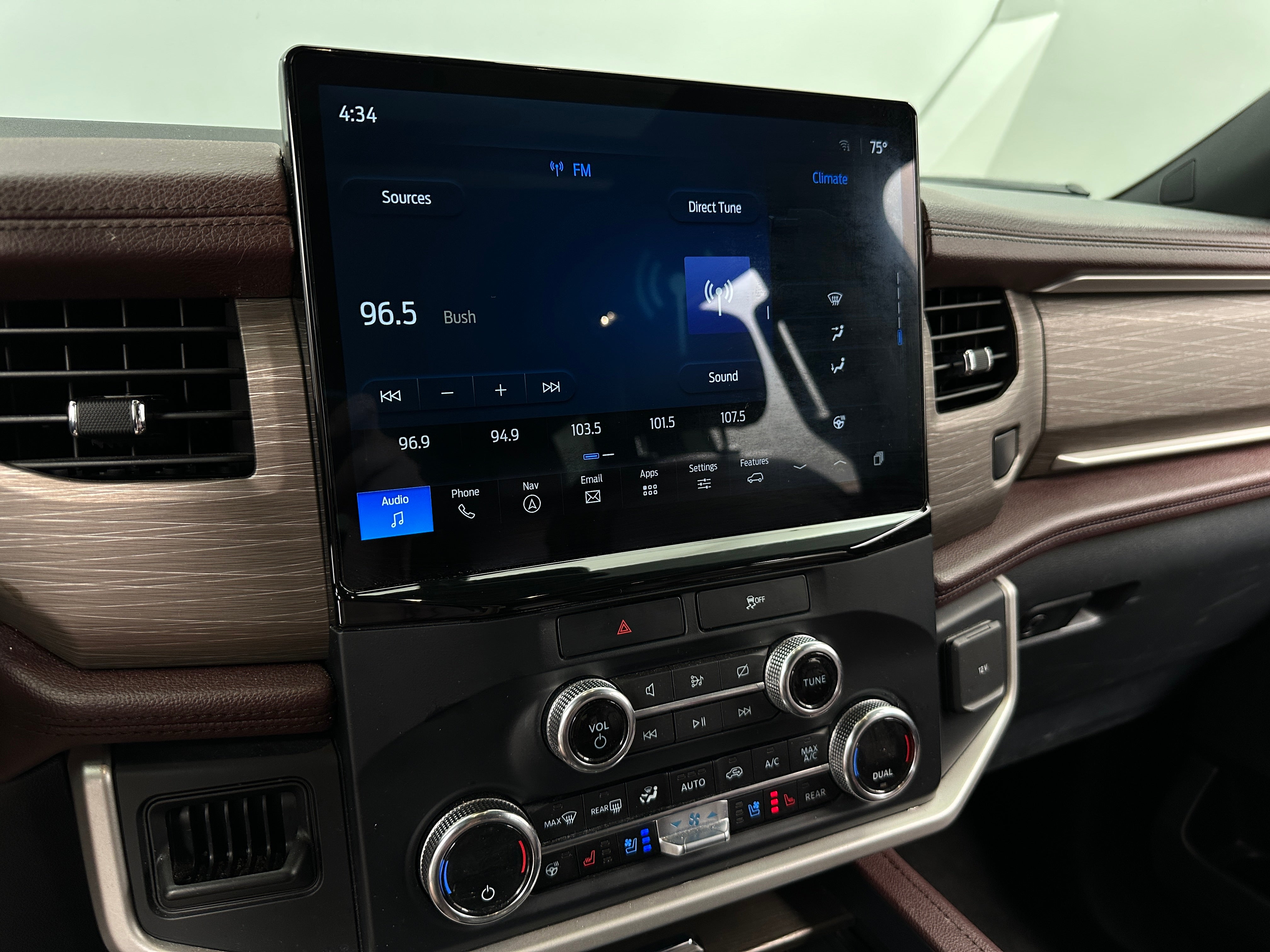 2023 Ford Expedition Limited 3