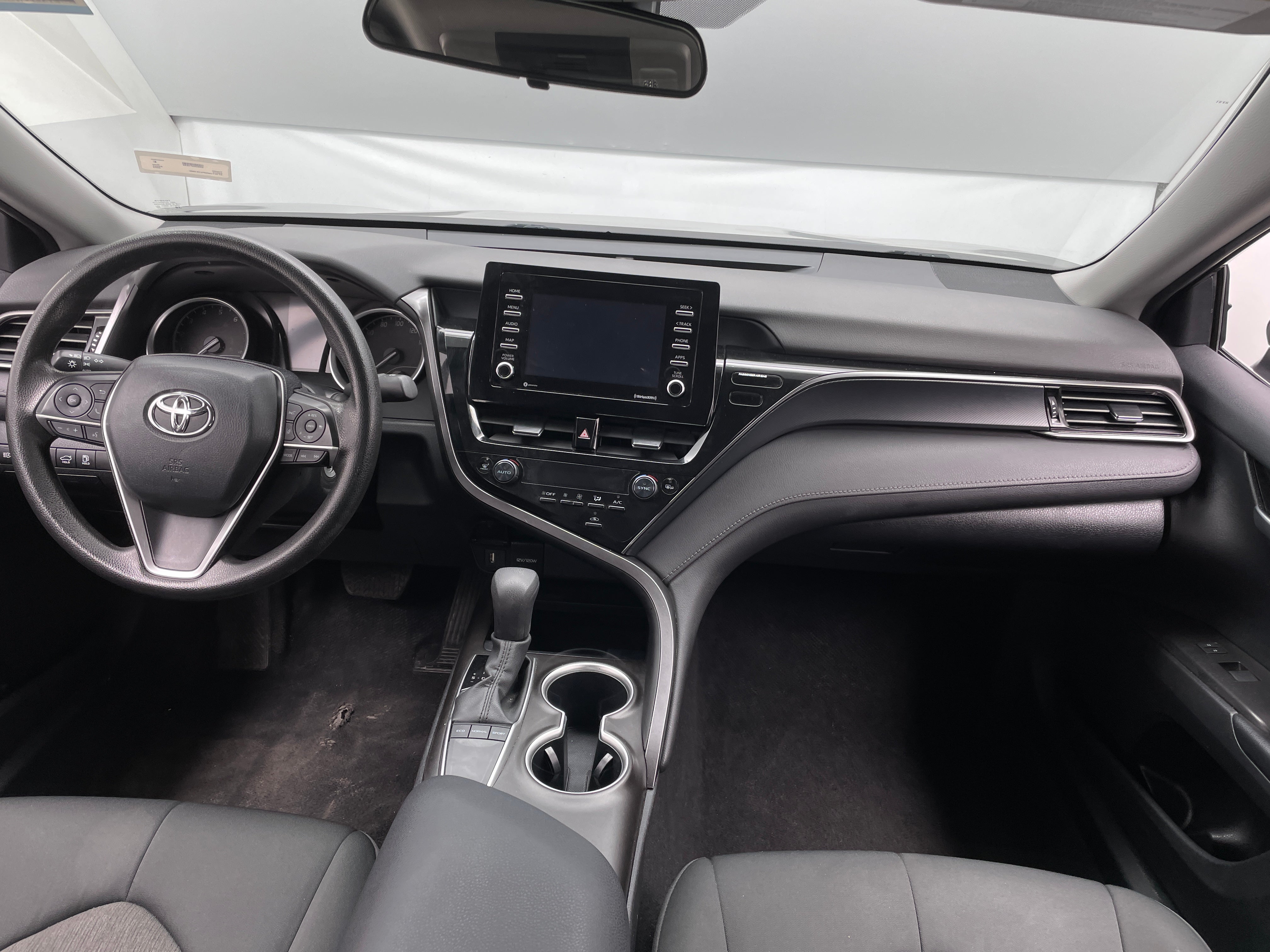 2023 Toyota Camry LE 3