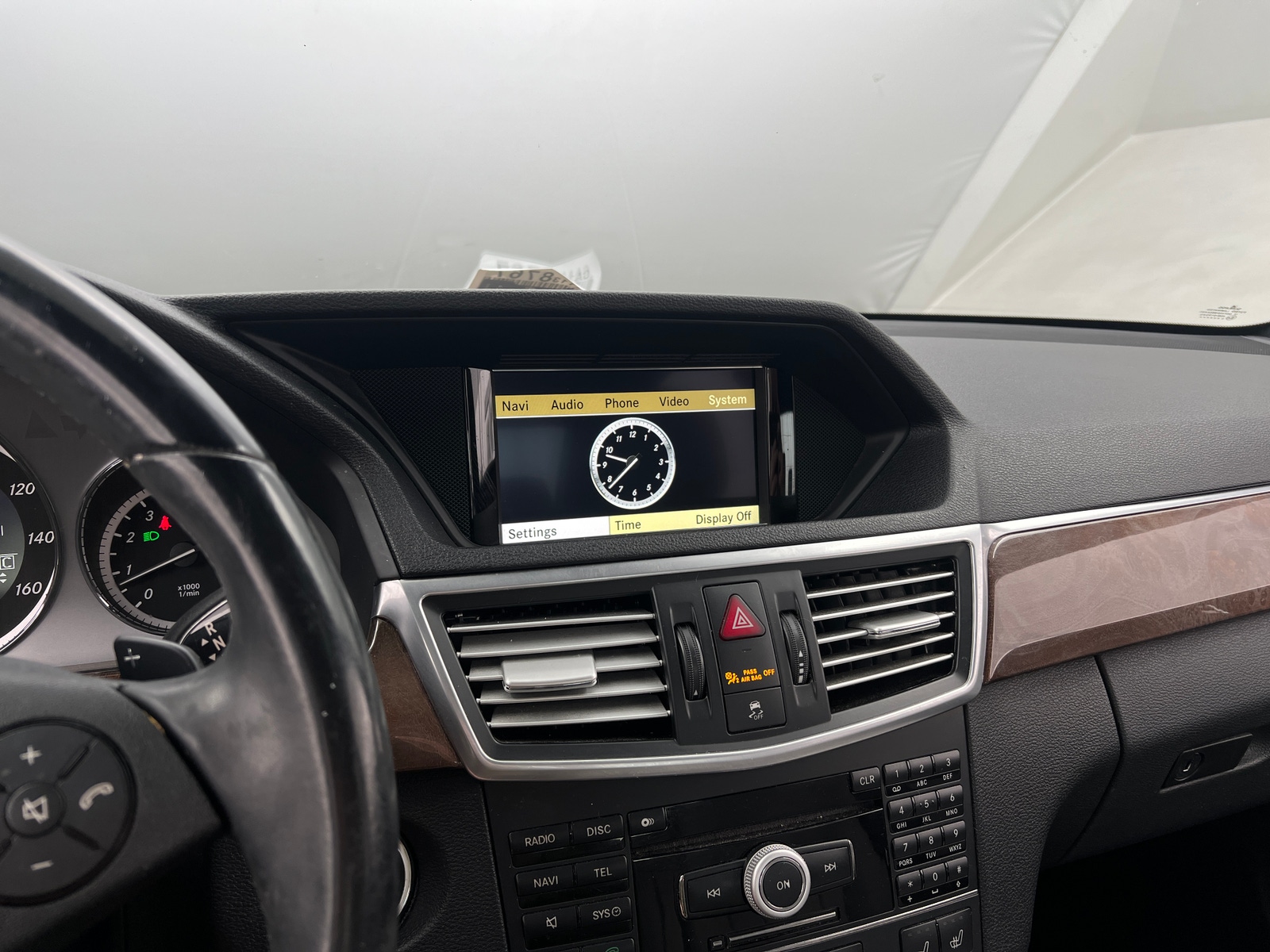 Thumbnail: 2010 Mercedes-Benz E-Class - 4