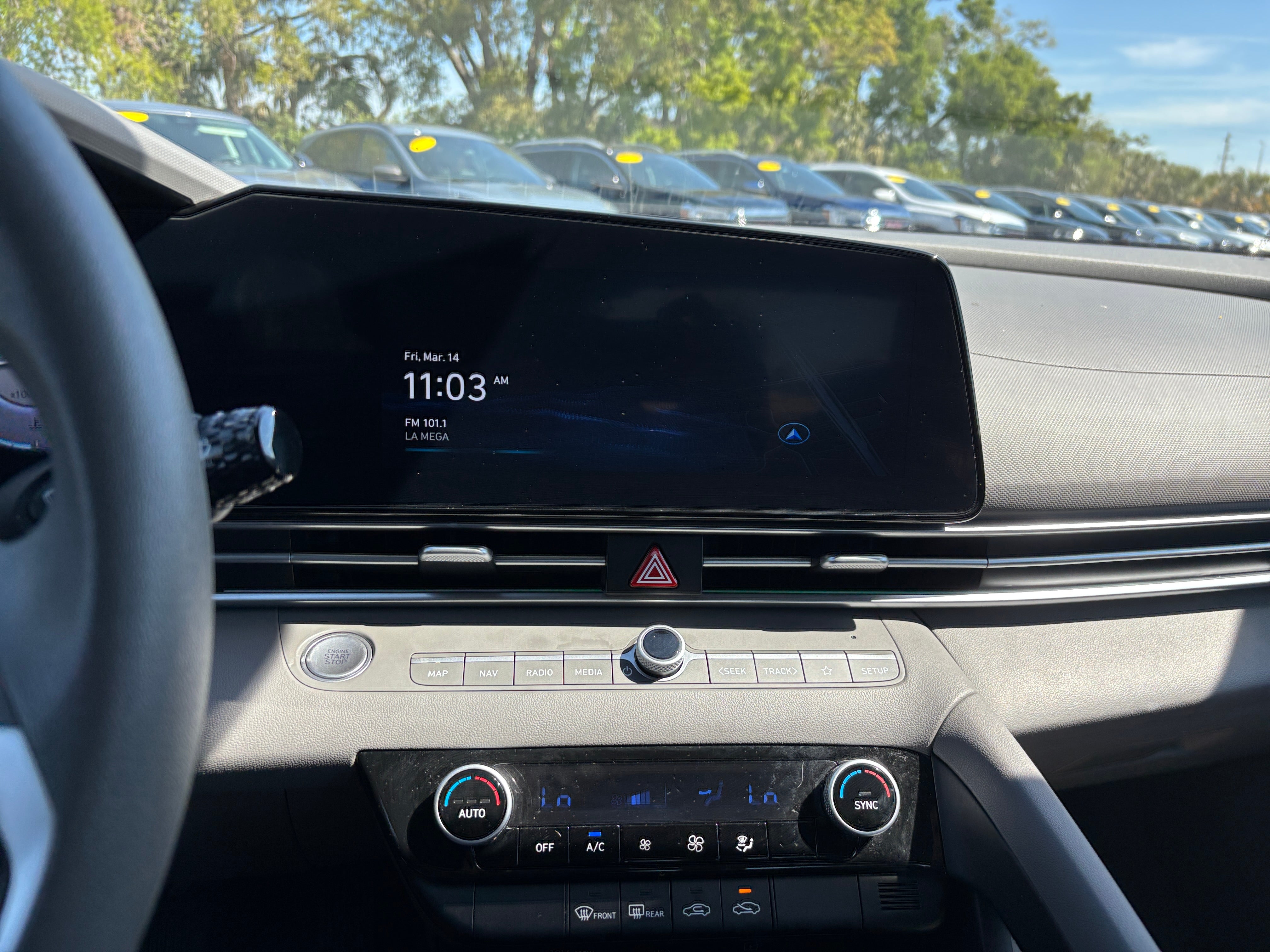 2024 Hyundai Elantra SEL 4