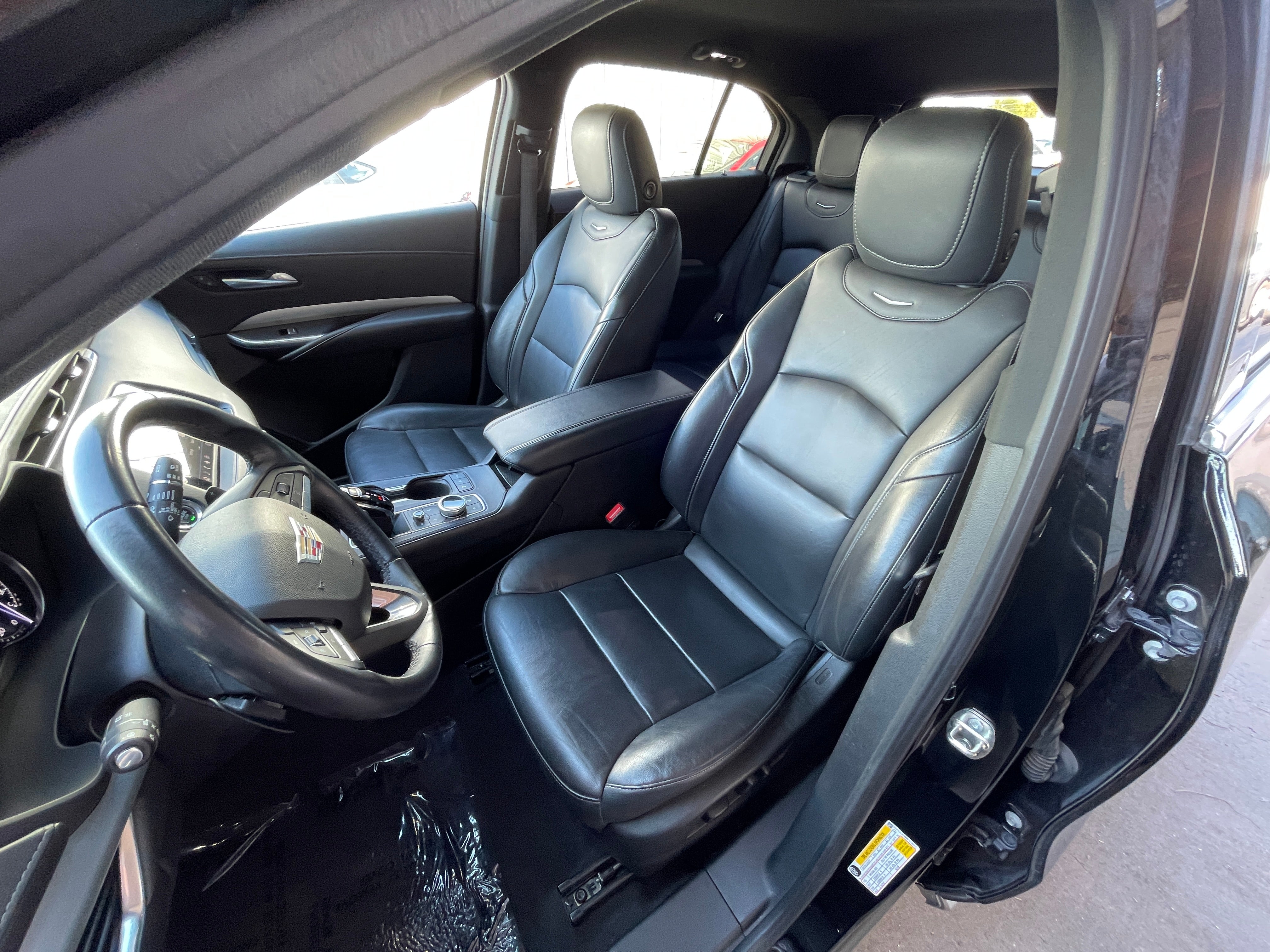 2023 Cadillac XT4 Premium Luxury 2