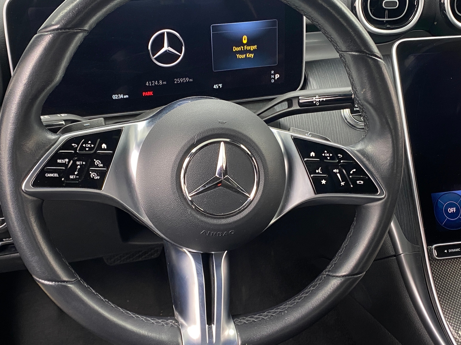 Thumbnail: 2024 Mercedes-Benz C-Class - 4