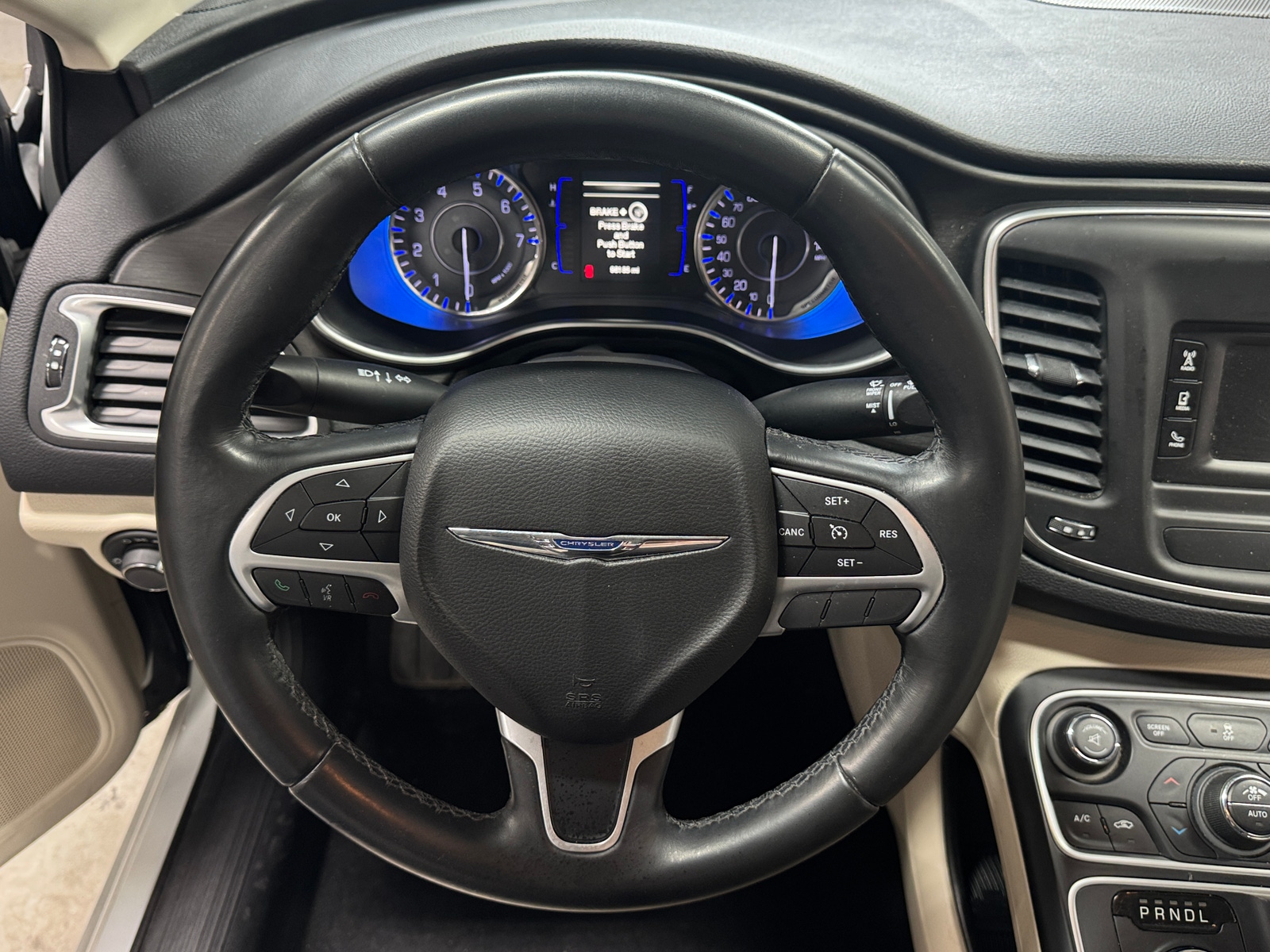 Thumbnail: 2015 Chrysler 200 - 5