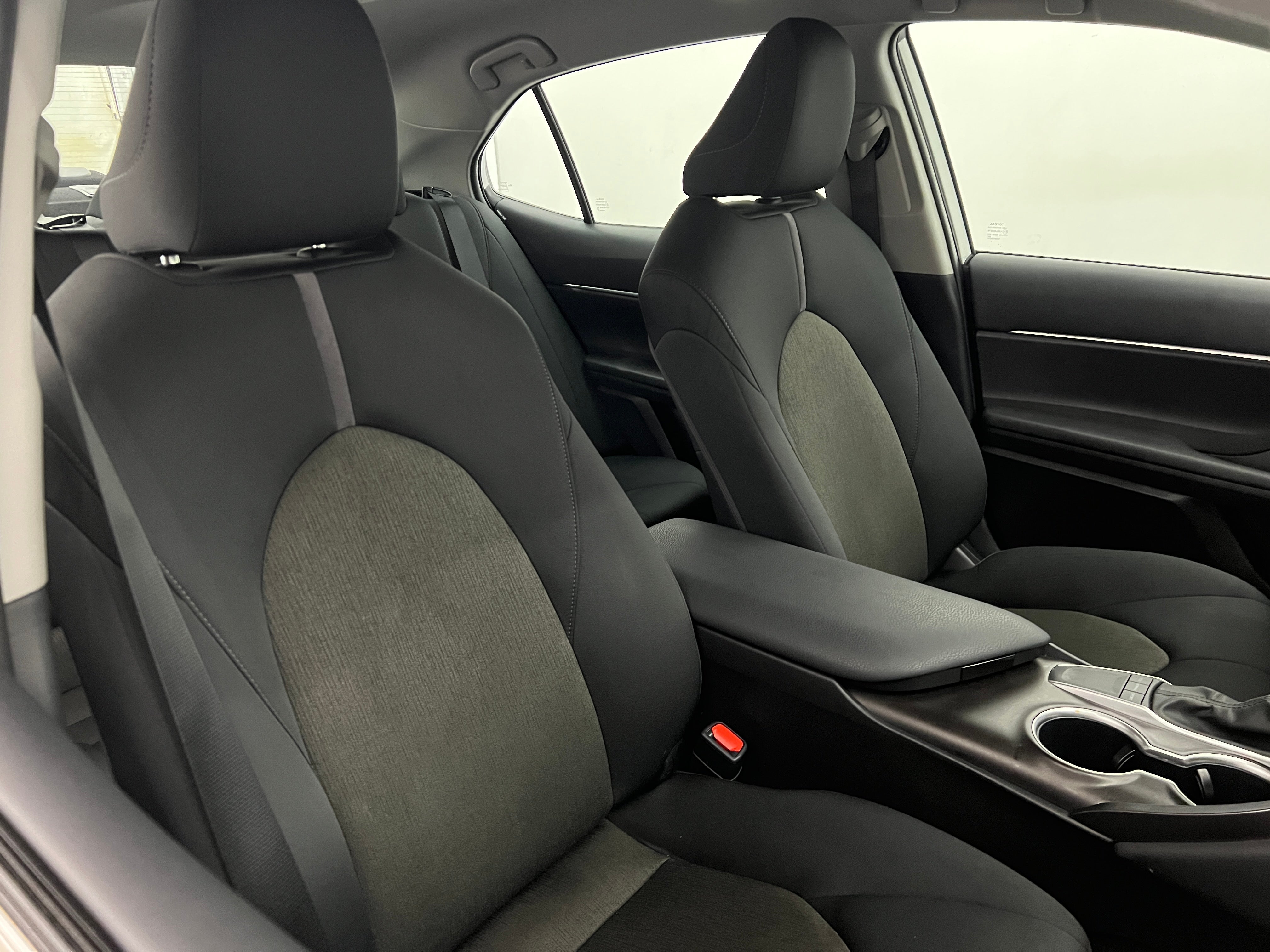 2024 Toyota Camry LE 2