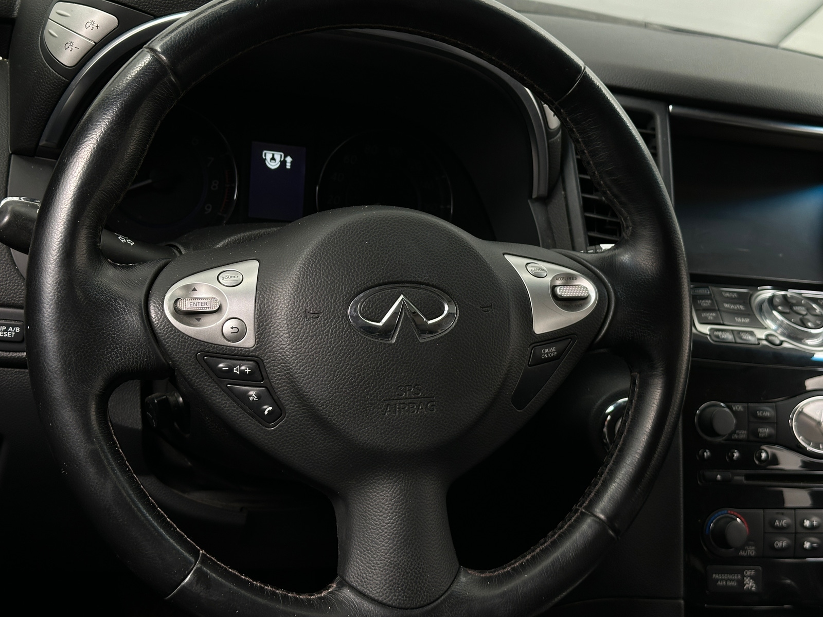 Thumbnail: 2013 INFINITI FX37 - 4