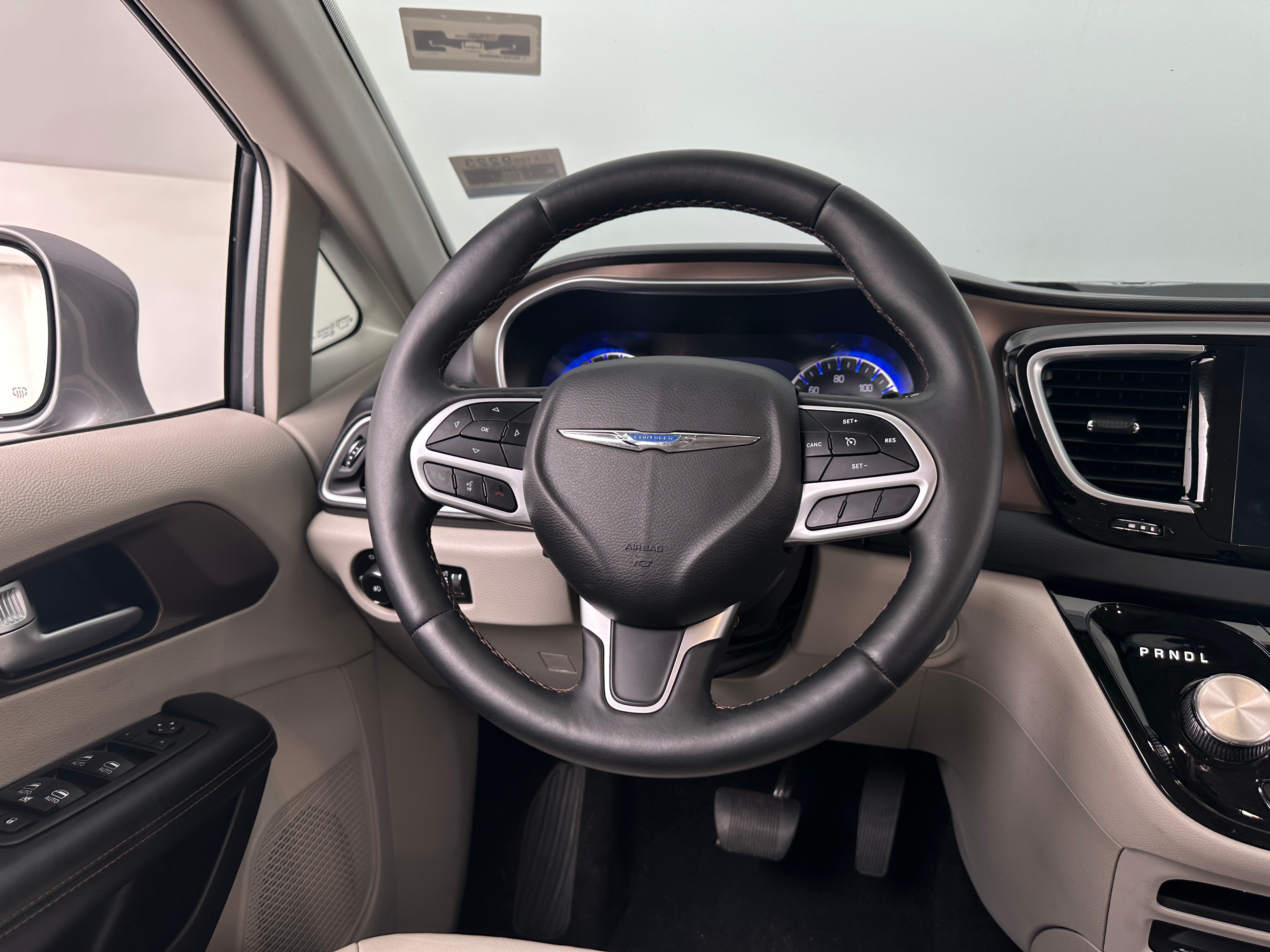 2018 Chrysler Pacifica  4