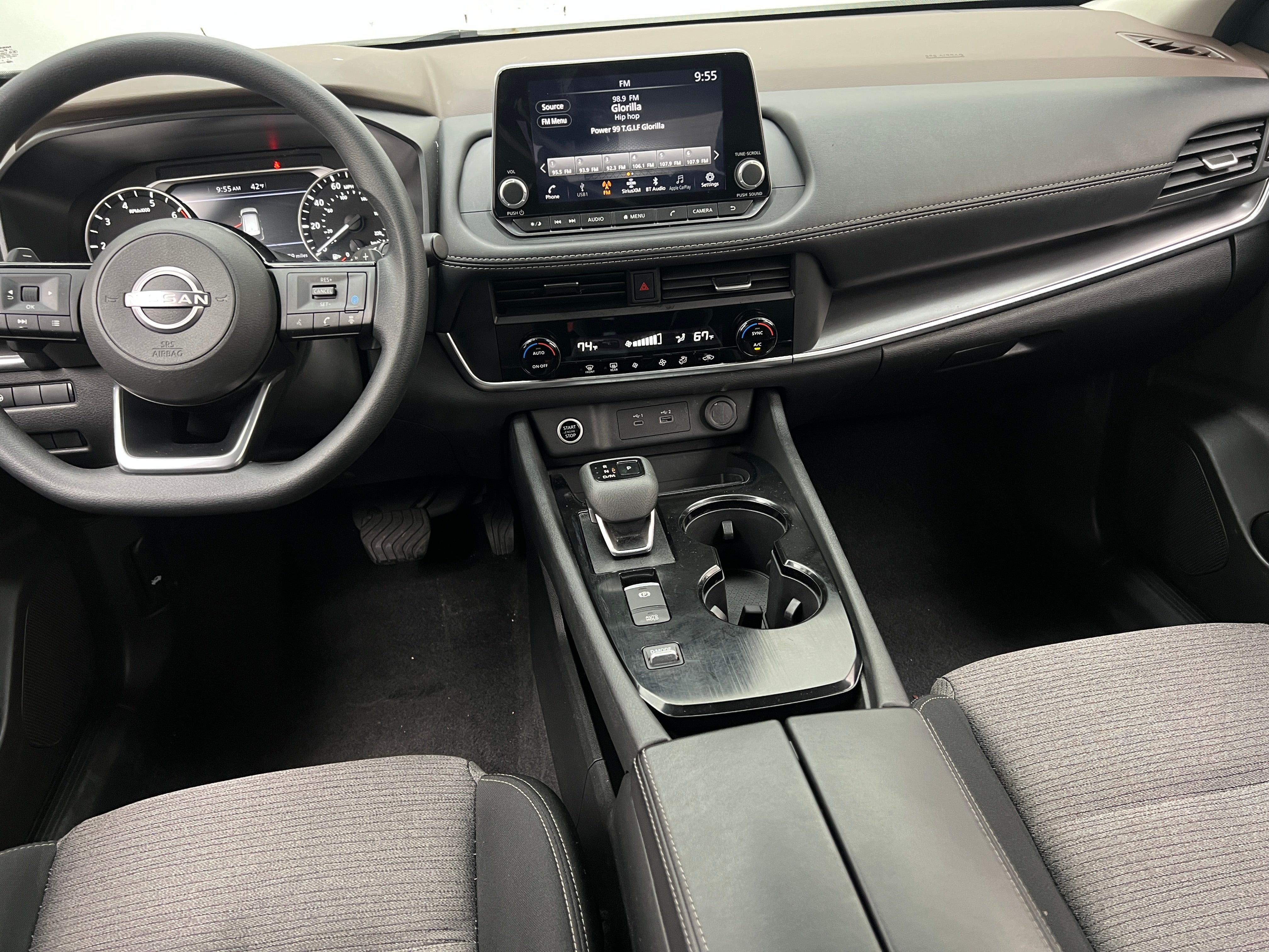 2023 Nissan Rogue SV 3