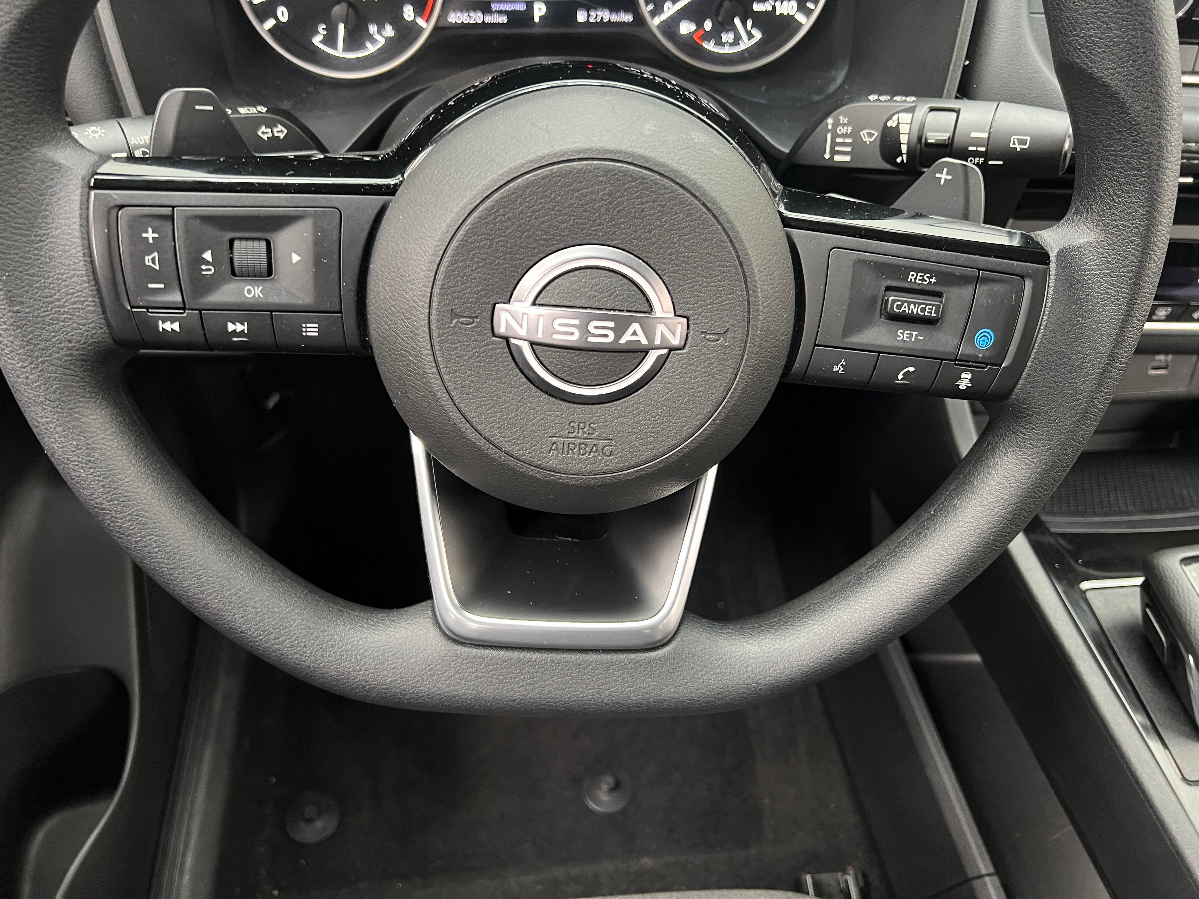 2023 Nissan Rogue SV 5