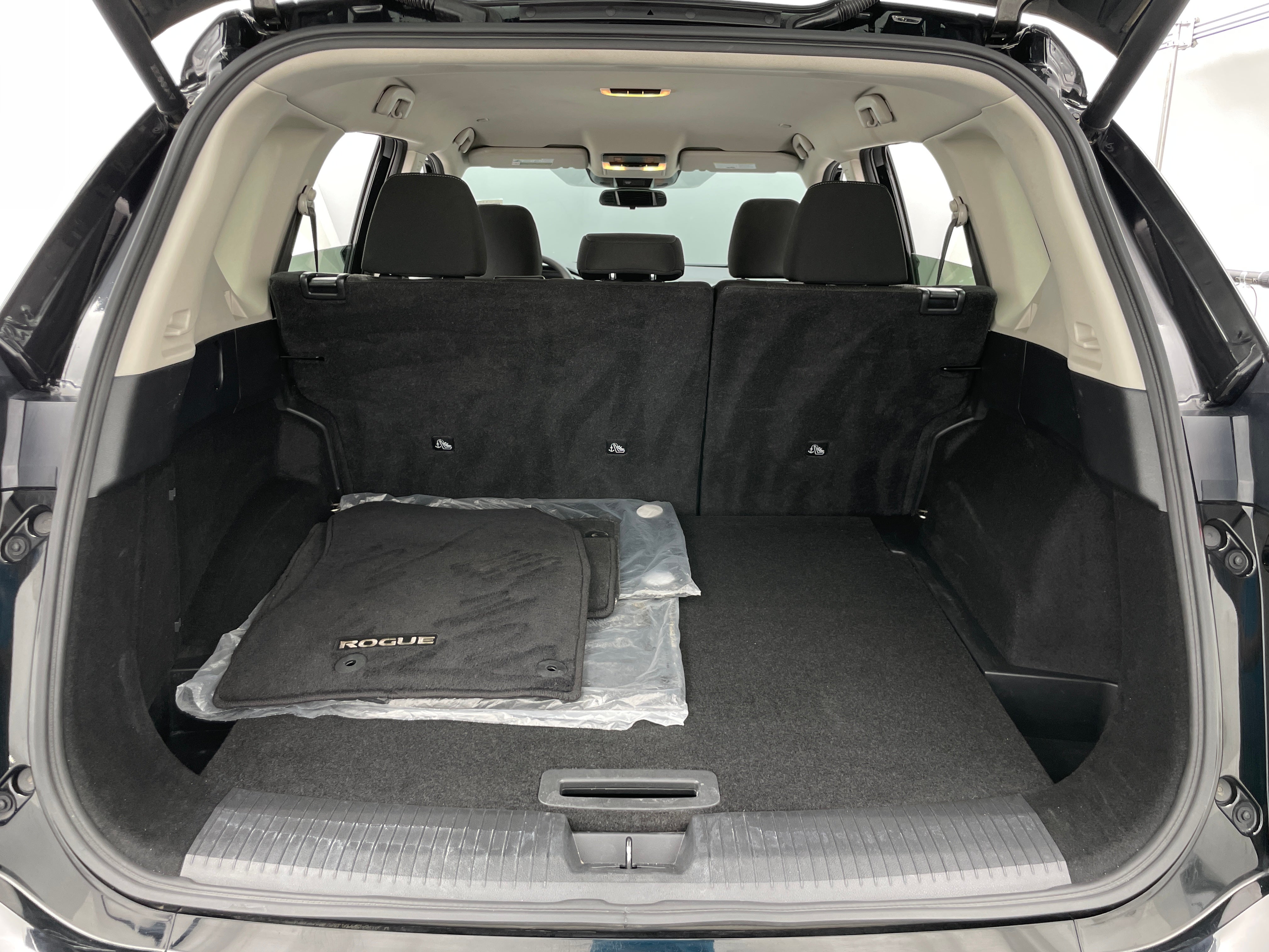 2024 Nissan Rogue SV 7