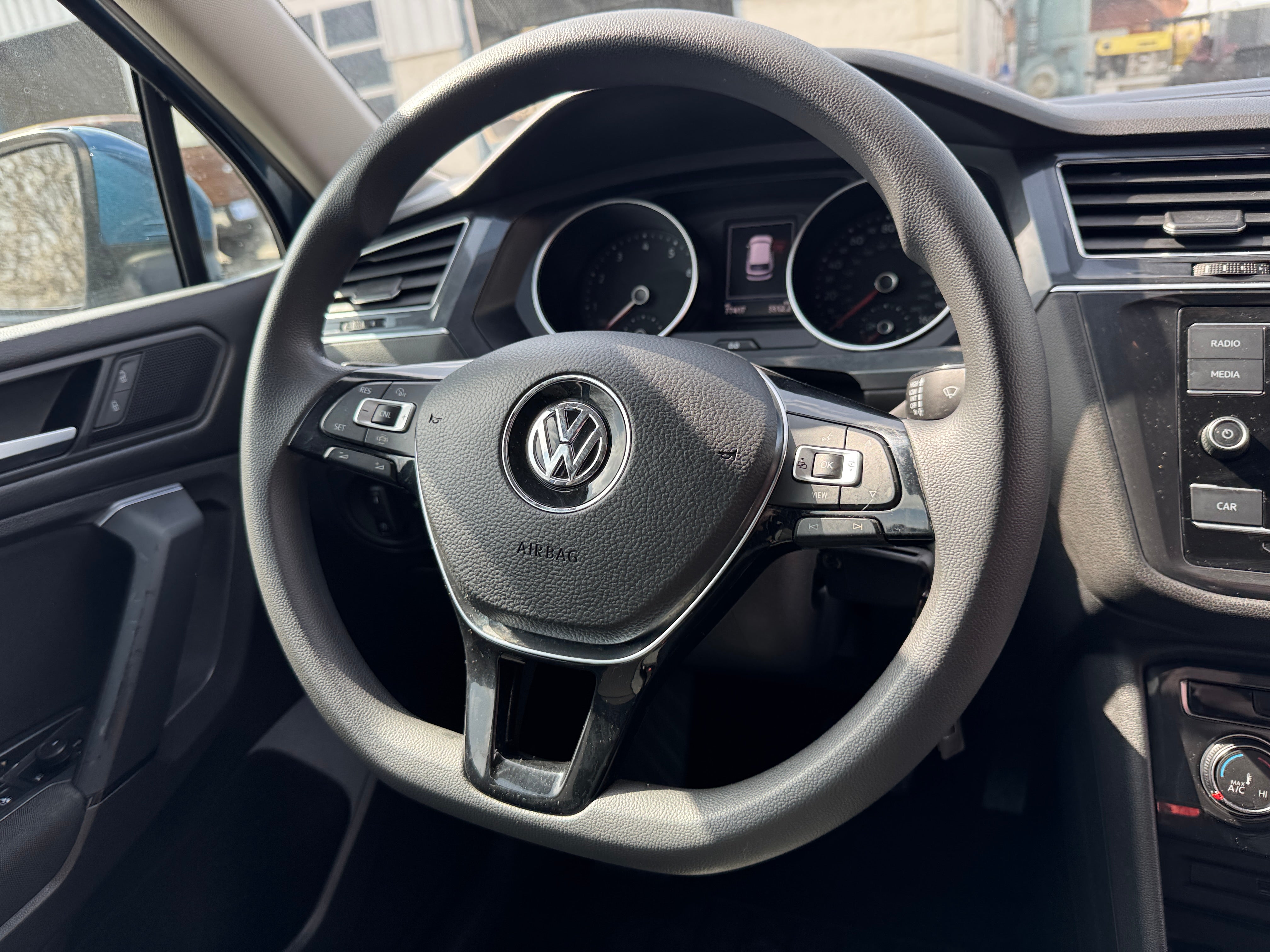 2019 Volkswagen Tiguan 2.0T 5