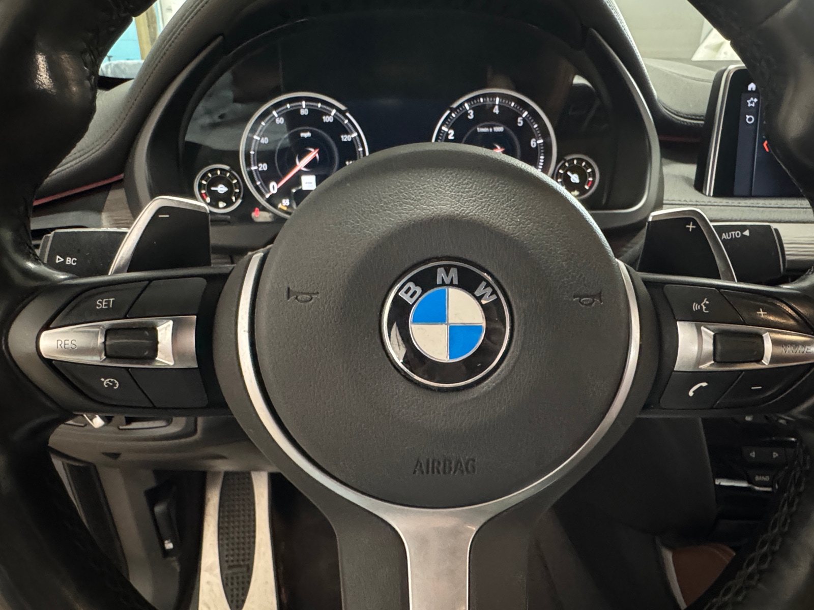 Thumbnail: 2019 BMW X6 - 3