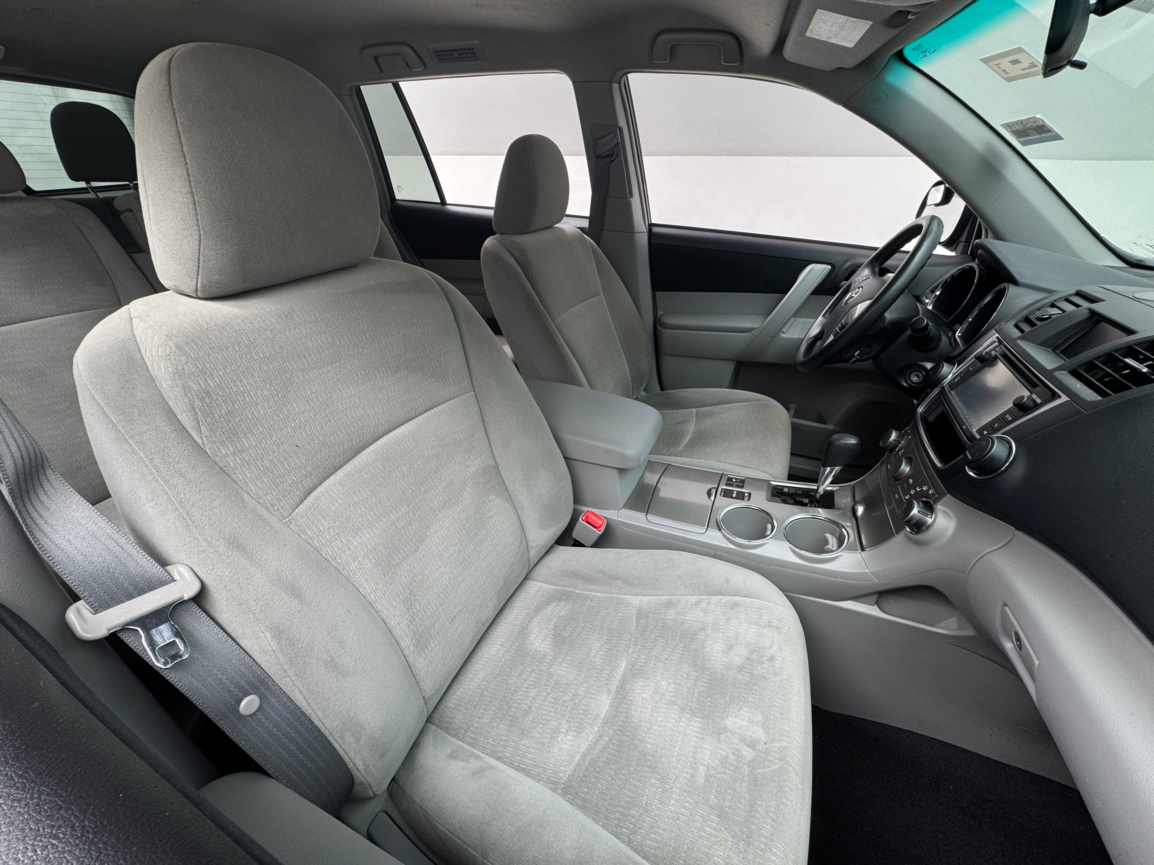 2013 Toyota Highlander Plus 2