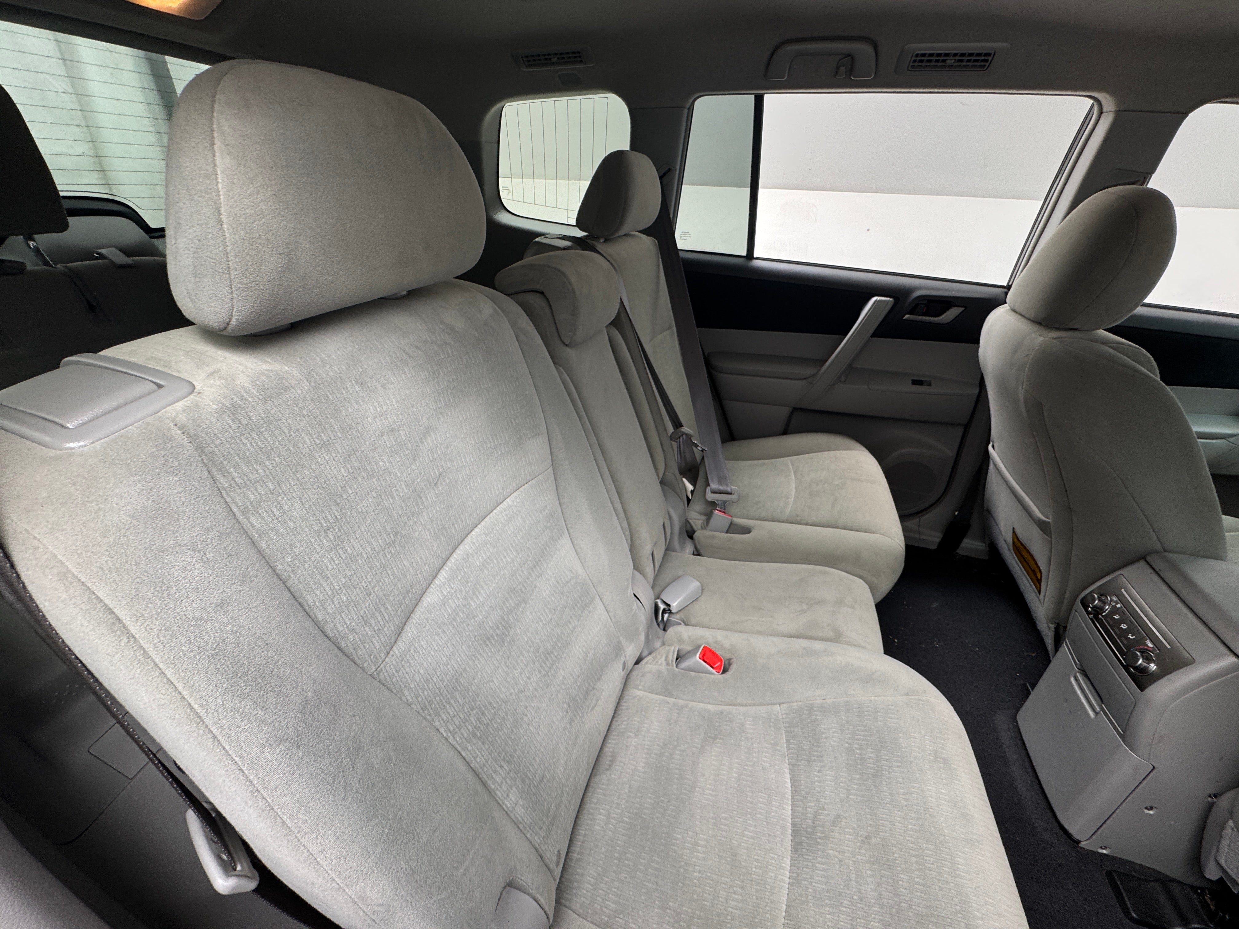 2013 Toyota Highlander Plus 6
