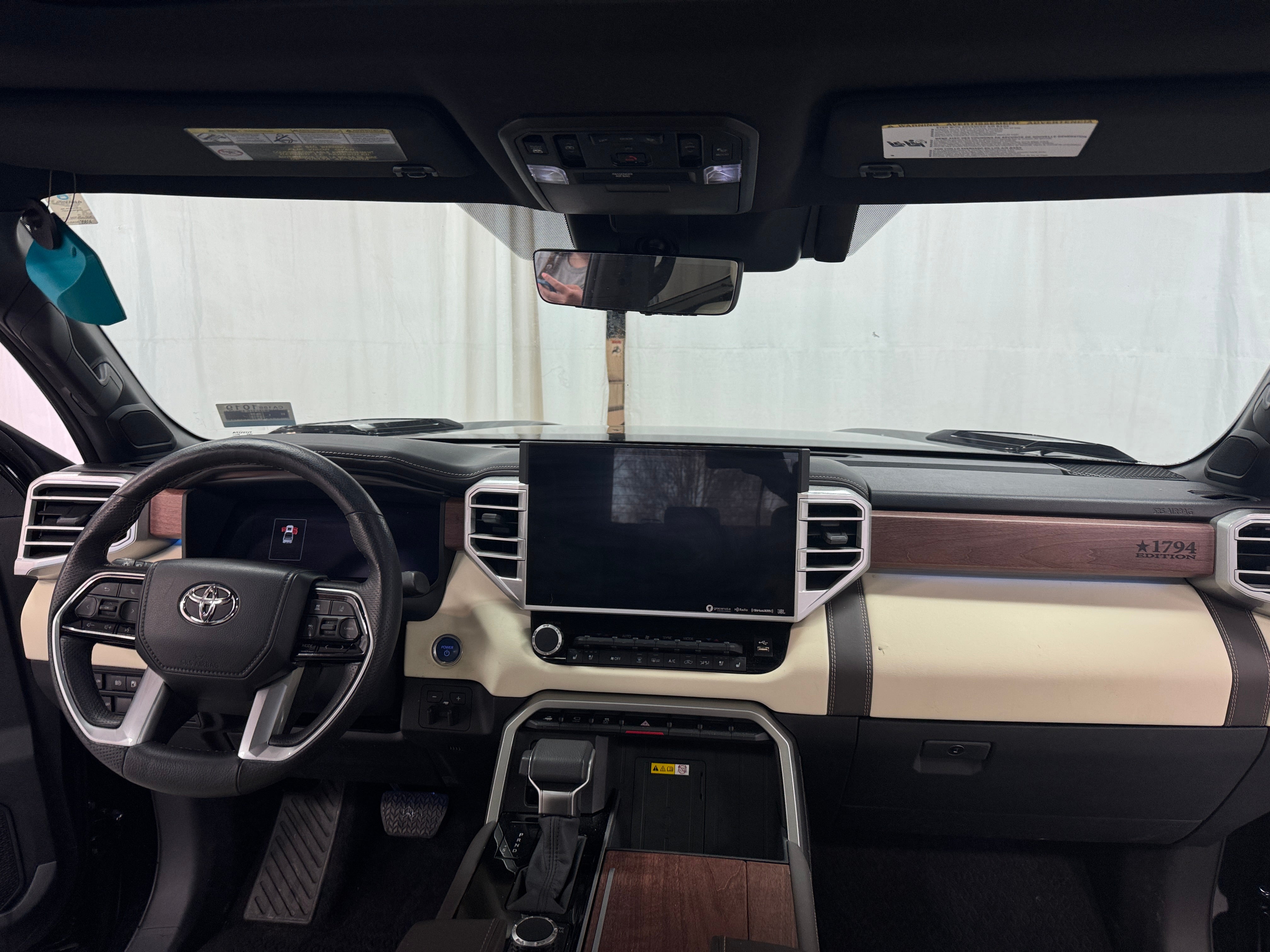 2022 Toyota Tundra 1794 Edition 2
