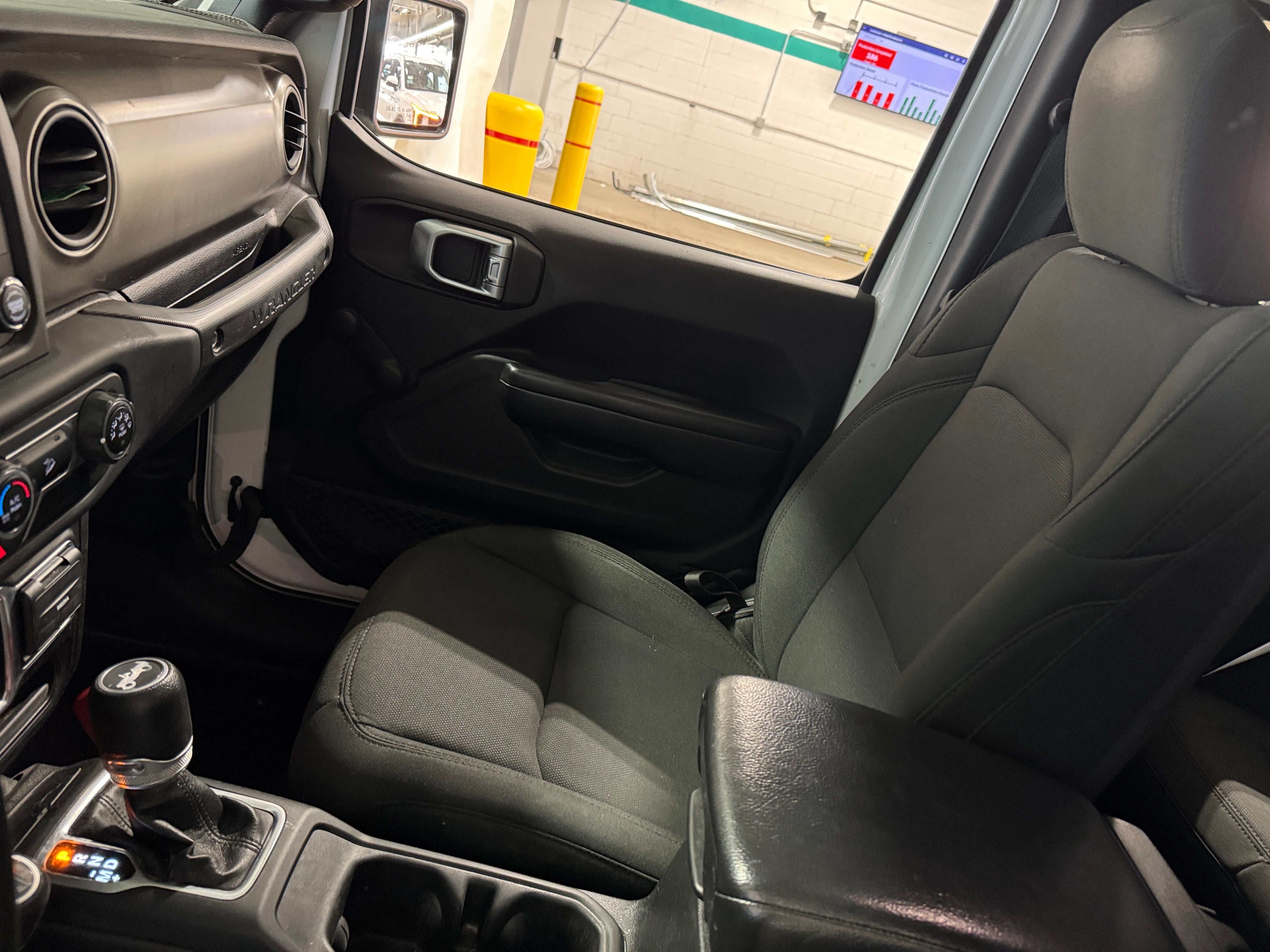 2018 Jeep Wrangler Unlimited Sport 2