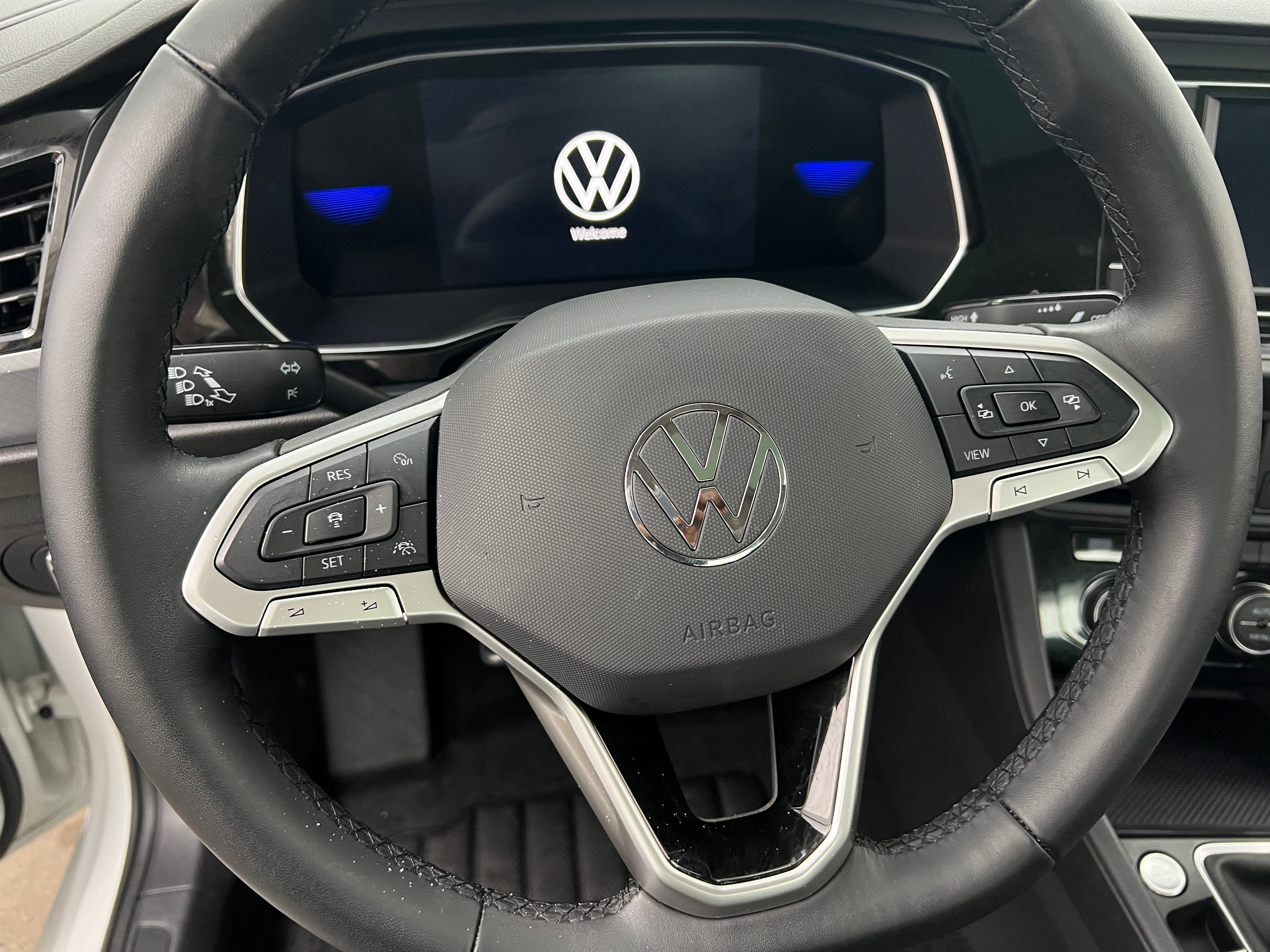 2023 Volkswagen Jetta SE 4