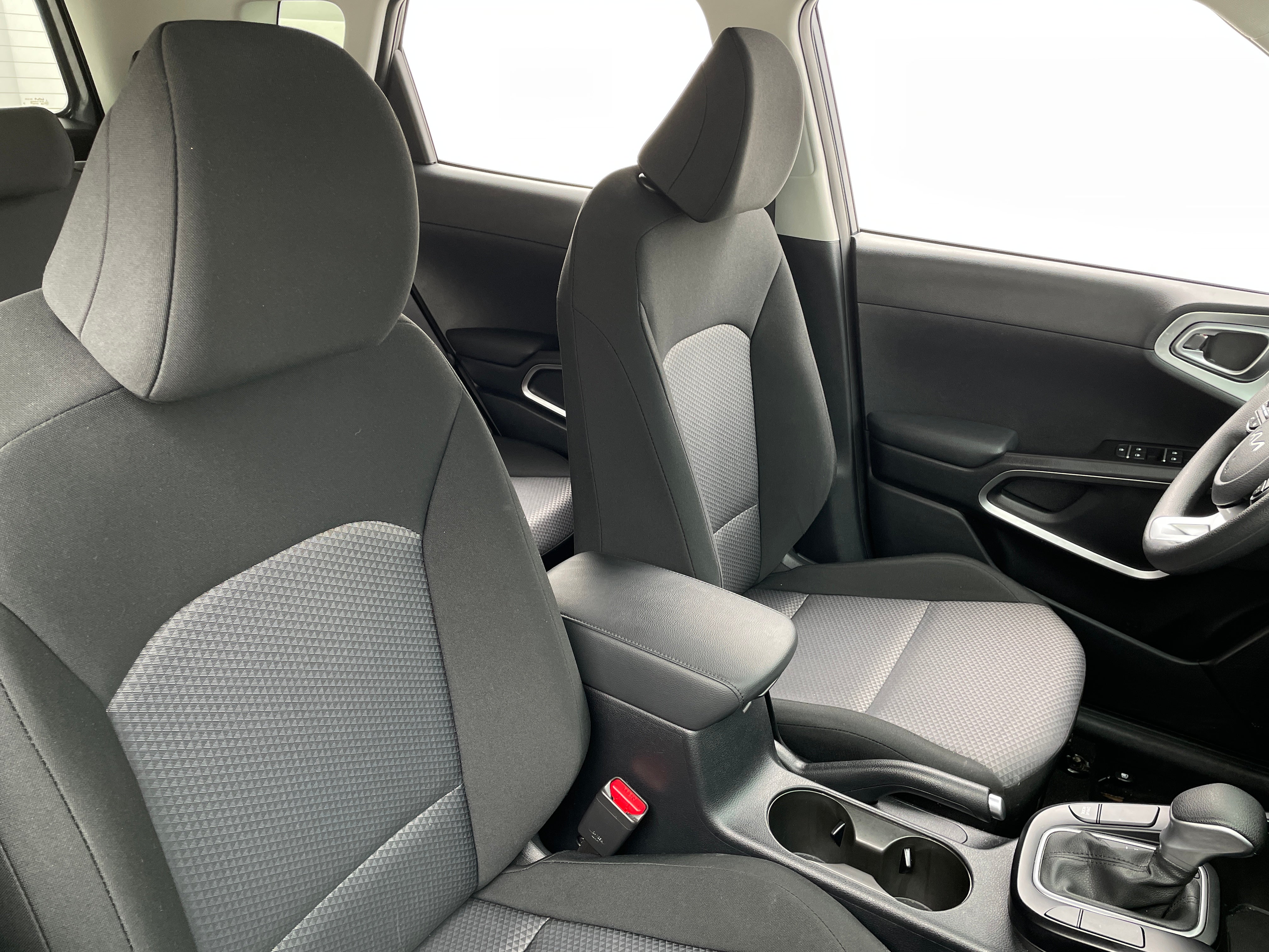 2024 Kia Soul LX 2