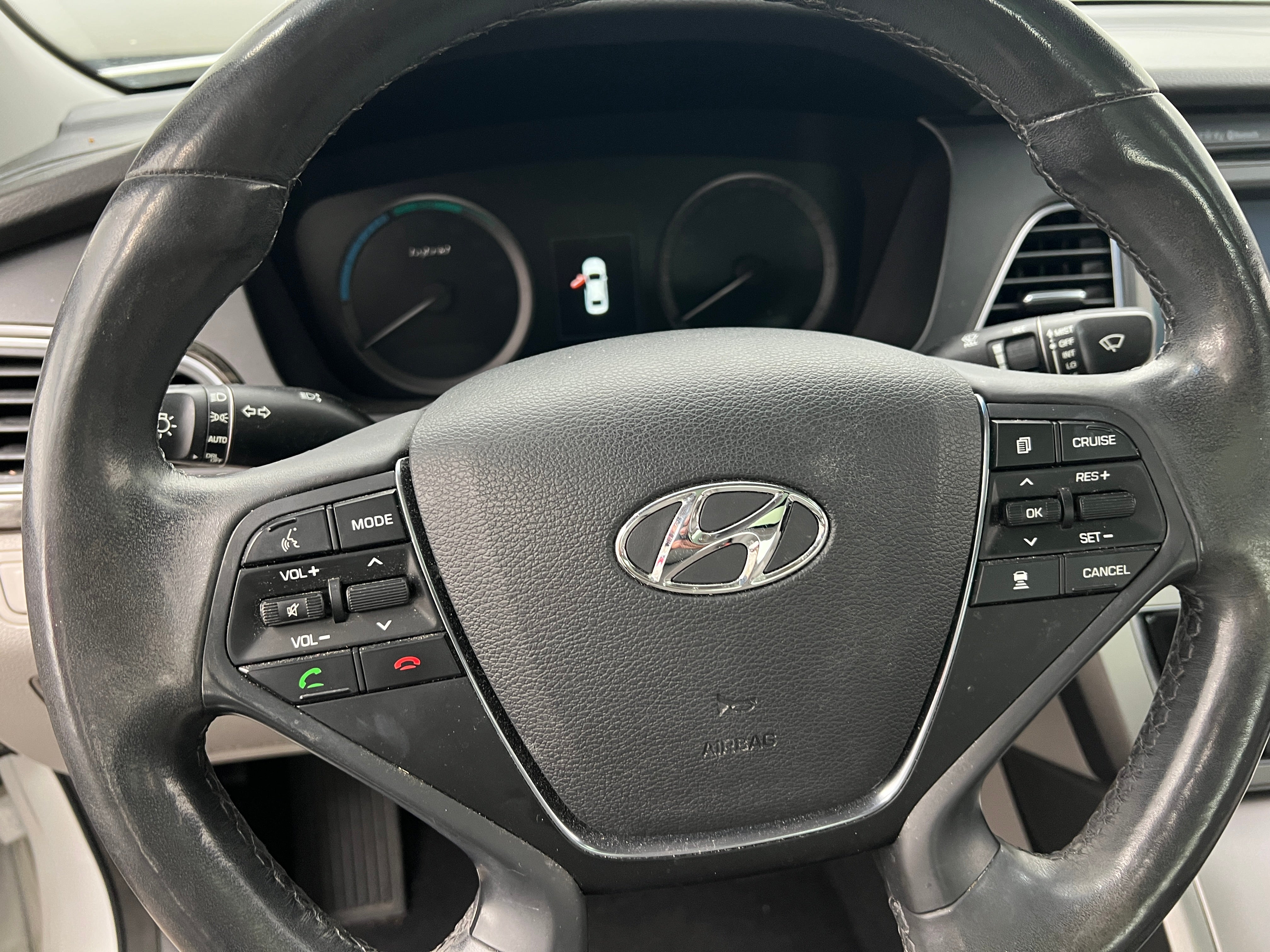 2016 Hyundai Sonata Limited 4