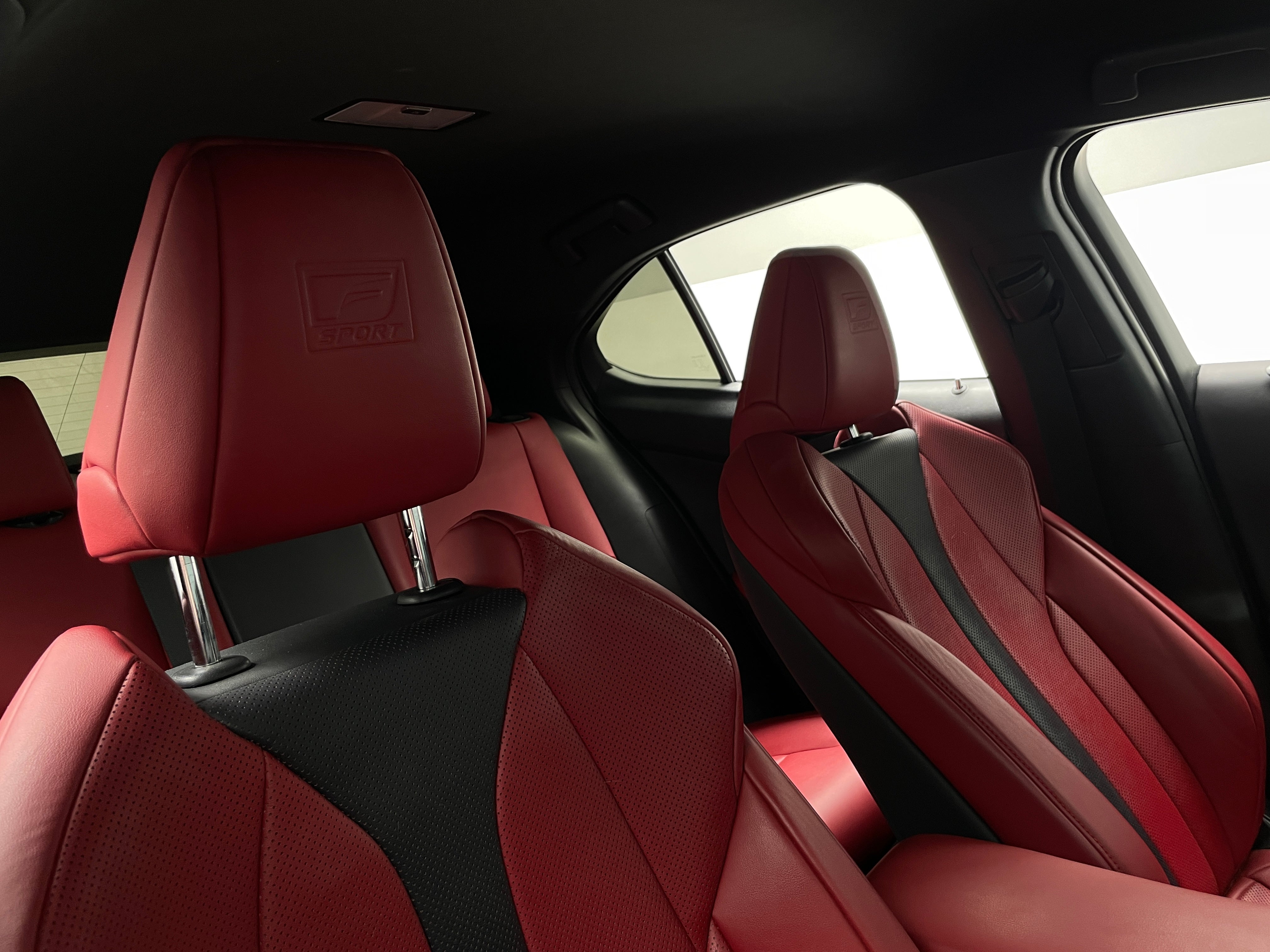 2021 Lexus UX 200 2