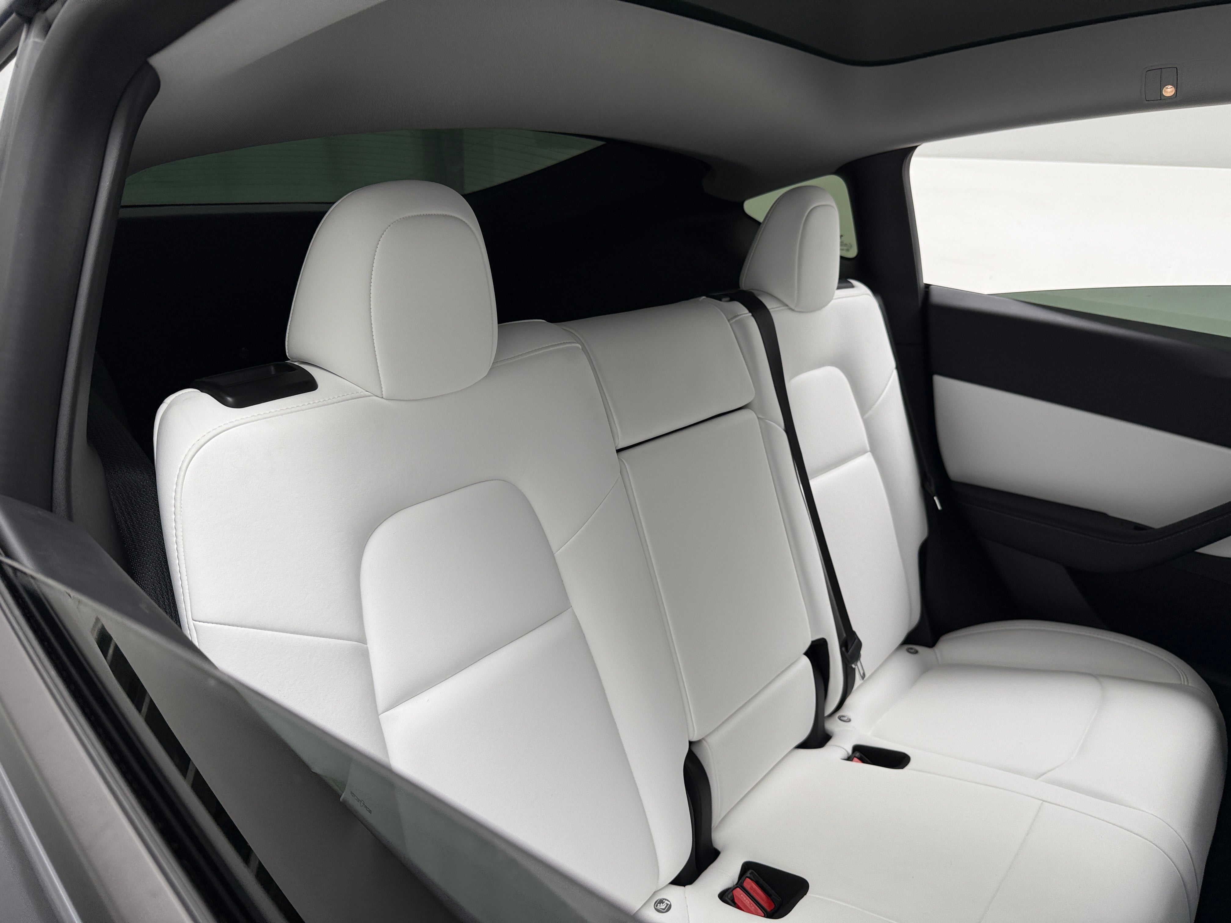 2022 Tesla Model Y Long Range 5