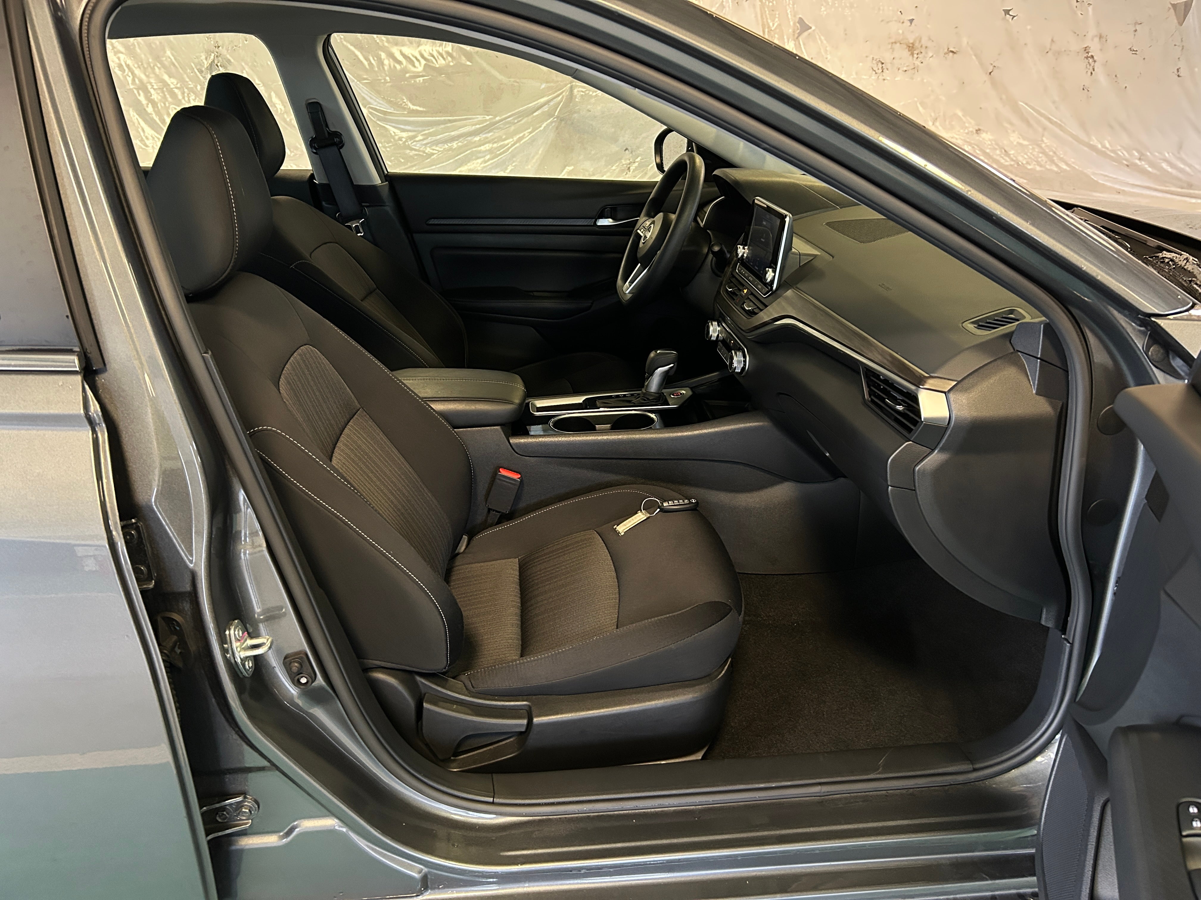 2024 Nissan Altima SV 2