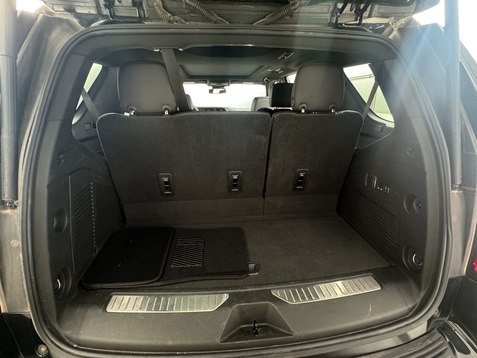 Thumbnail: 2023 GMC Yukon - 6