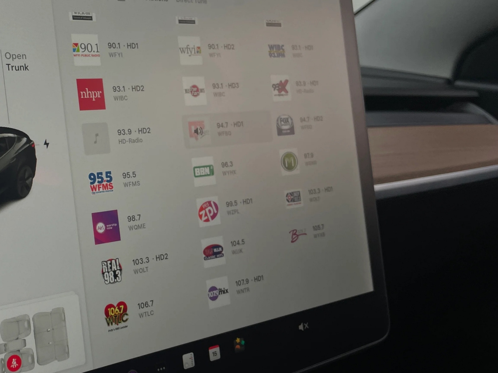 Thumbnail: 2021 Tesla Model 3 - 4