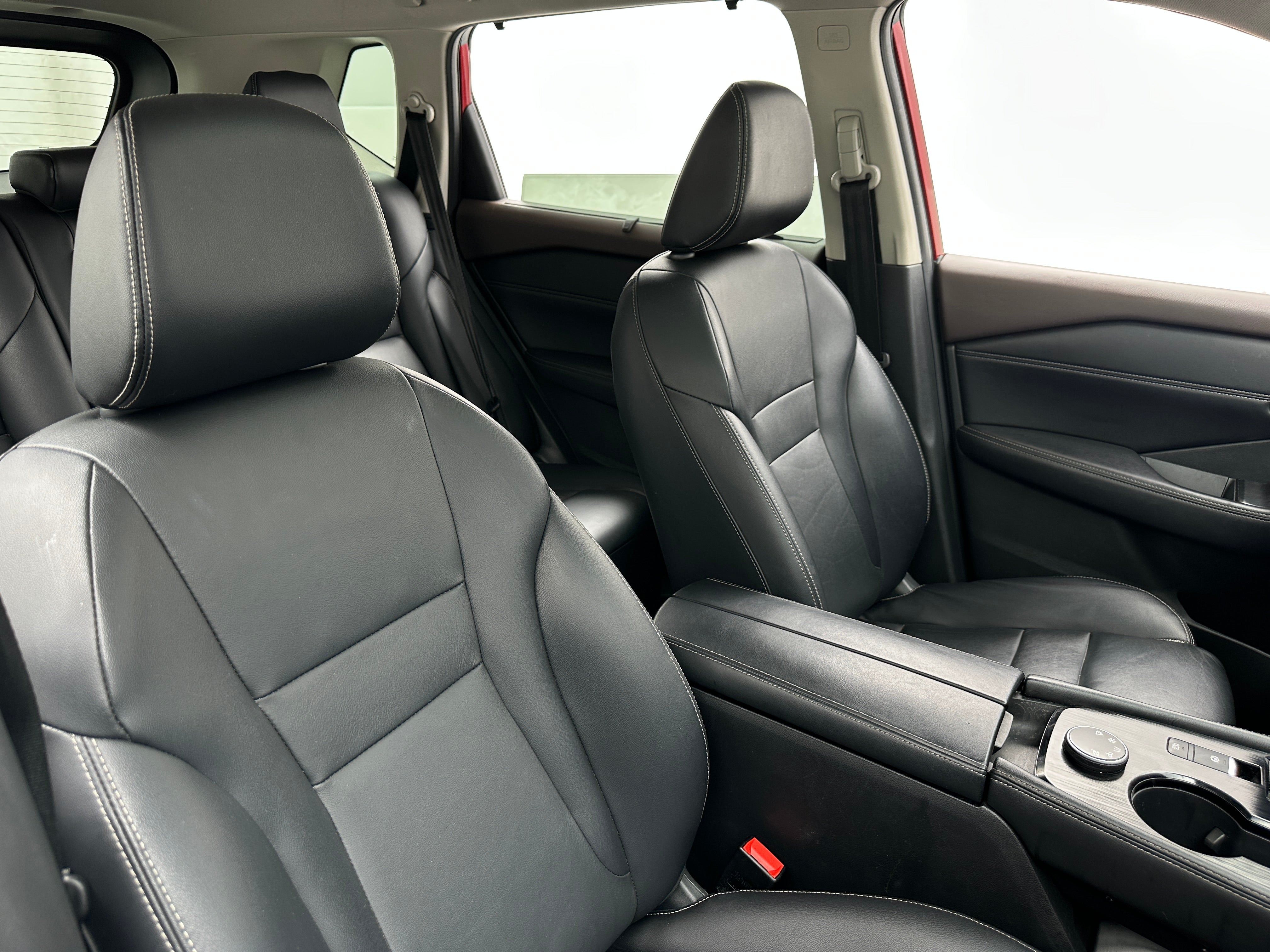 2023 Nissan Rogue SL 2
