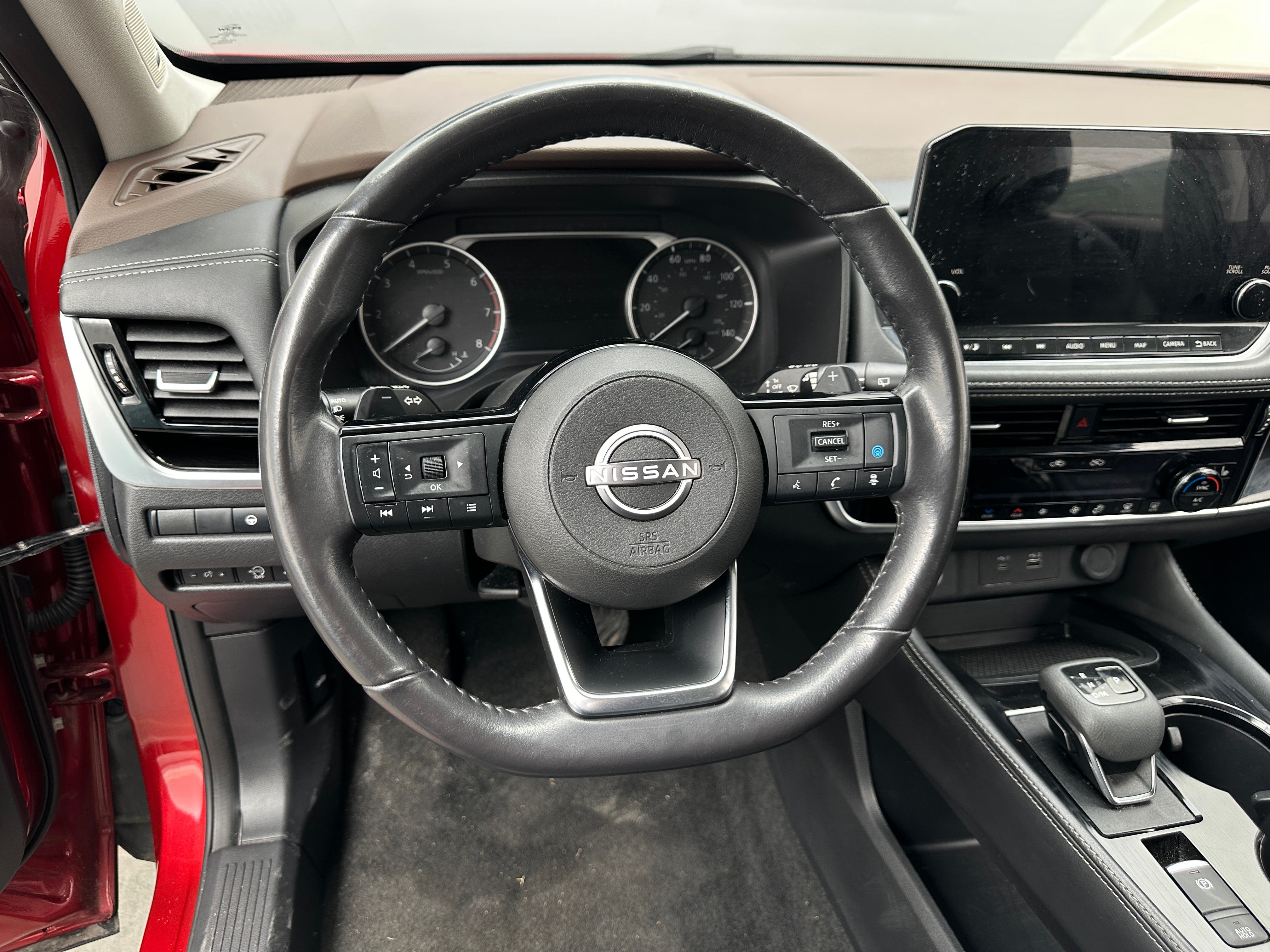 2023 Nissan Rogue SL 5