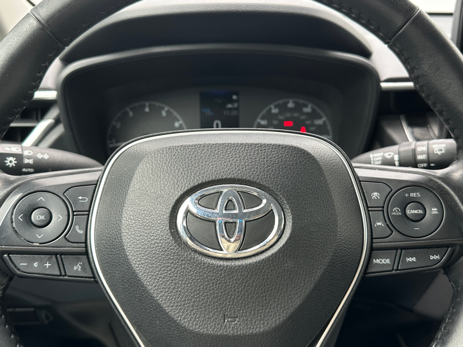 Thumbnail: 2023 Toyota Corolla Cross - 5