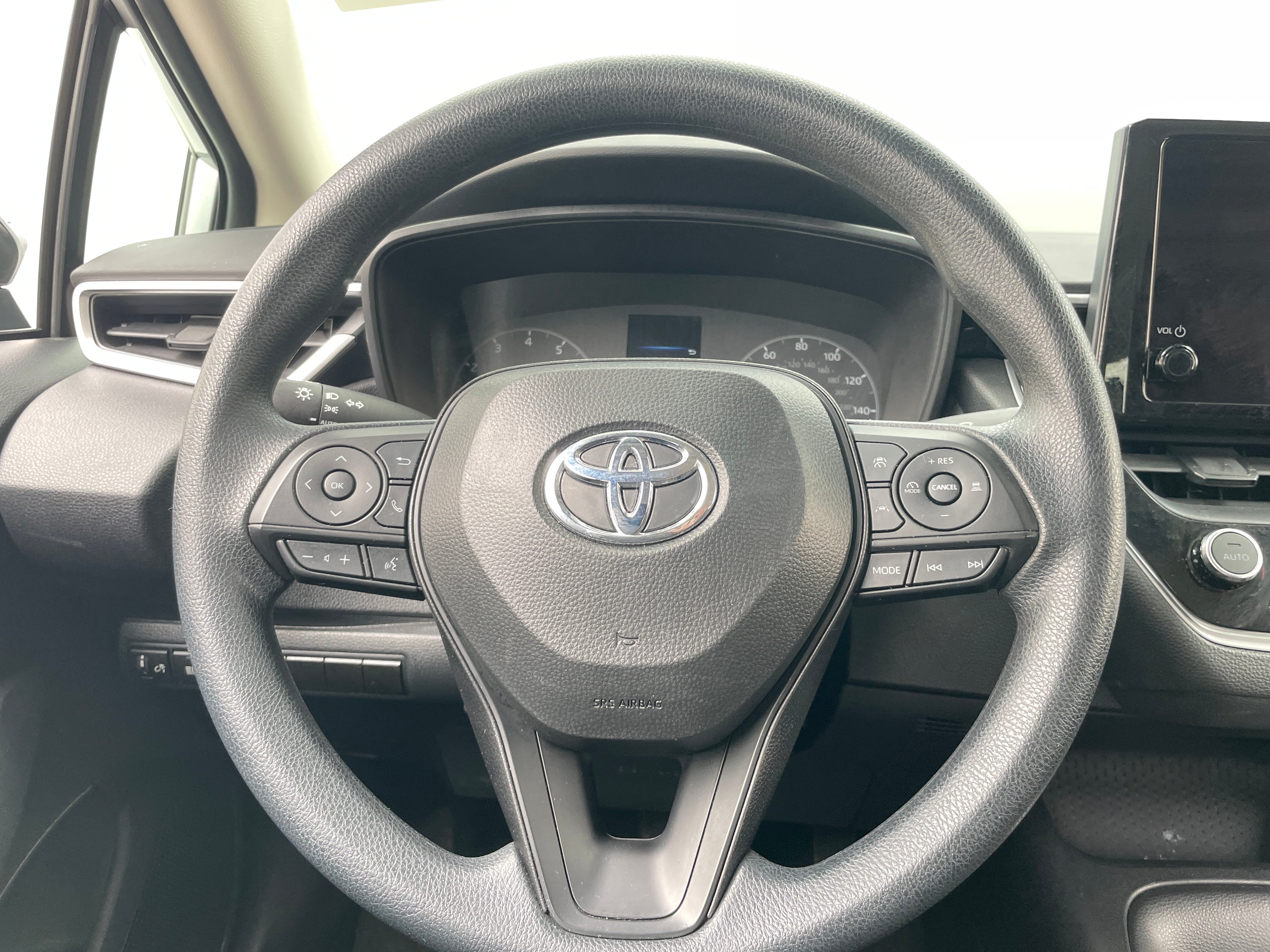 2024 Toyota Corolla LE 5