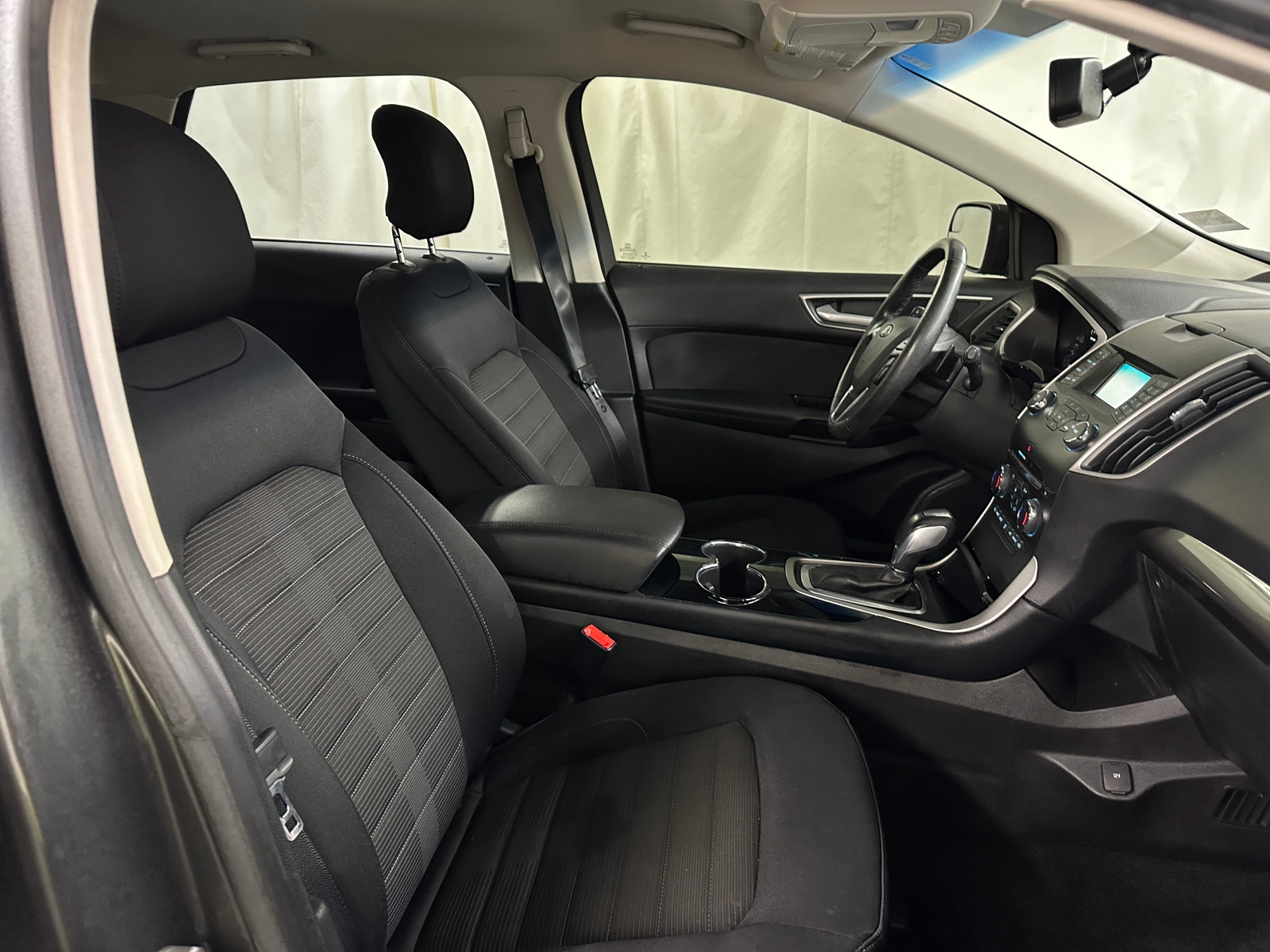 Thumbnail: 2018 Ford Edge - 2