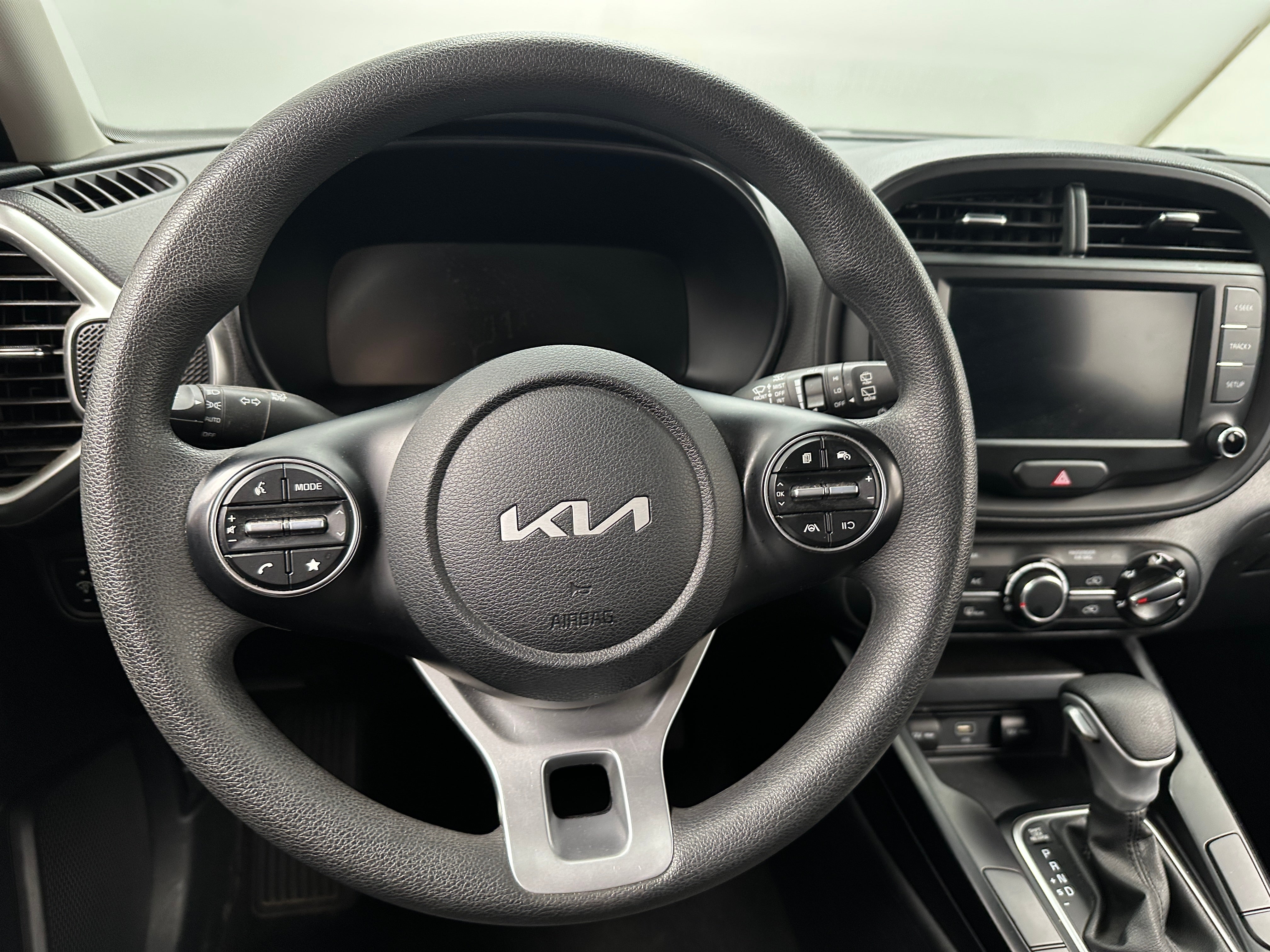 2023 Kia Soul LX 5