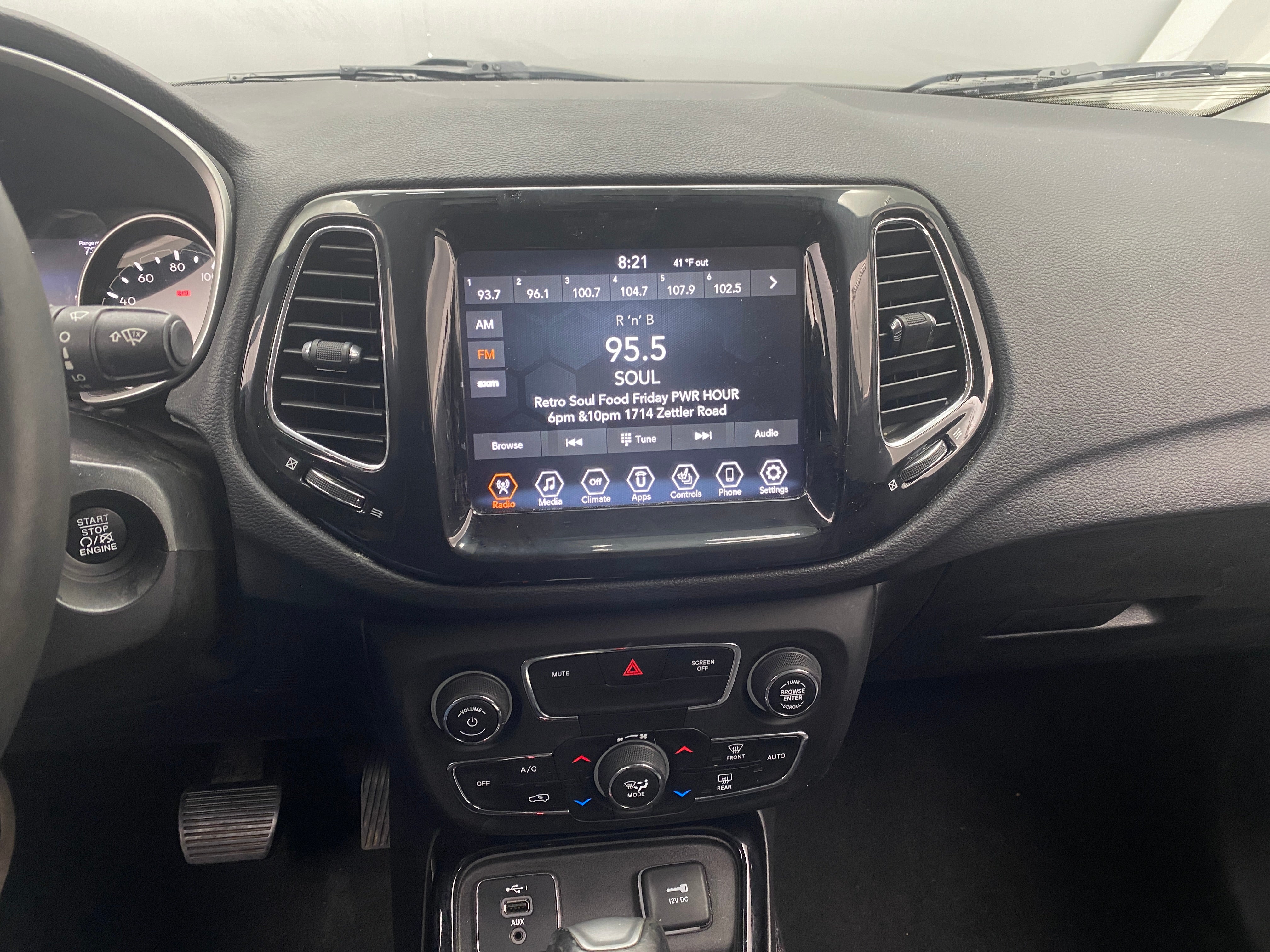 2020 Jeep Compass Limited 3