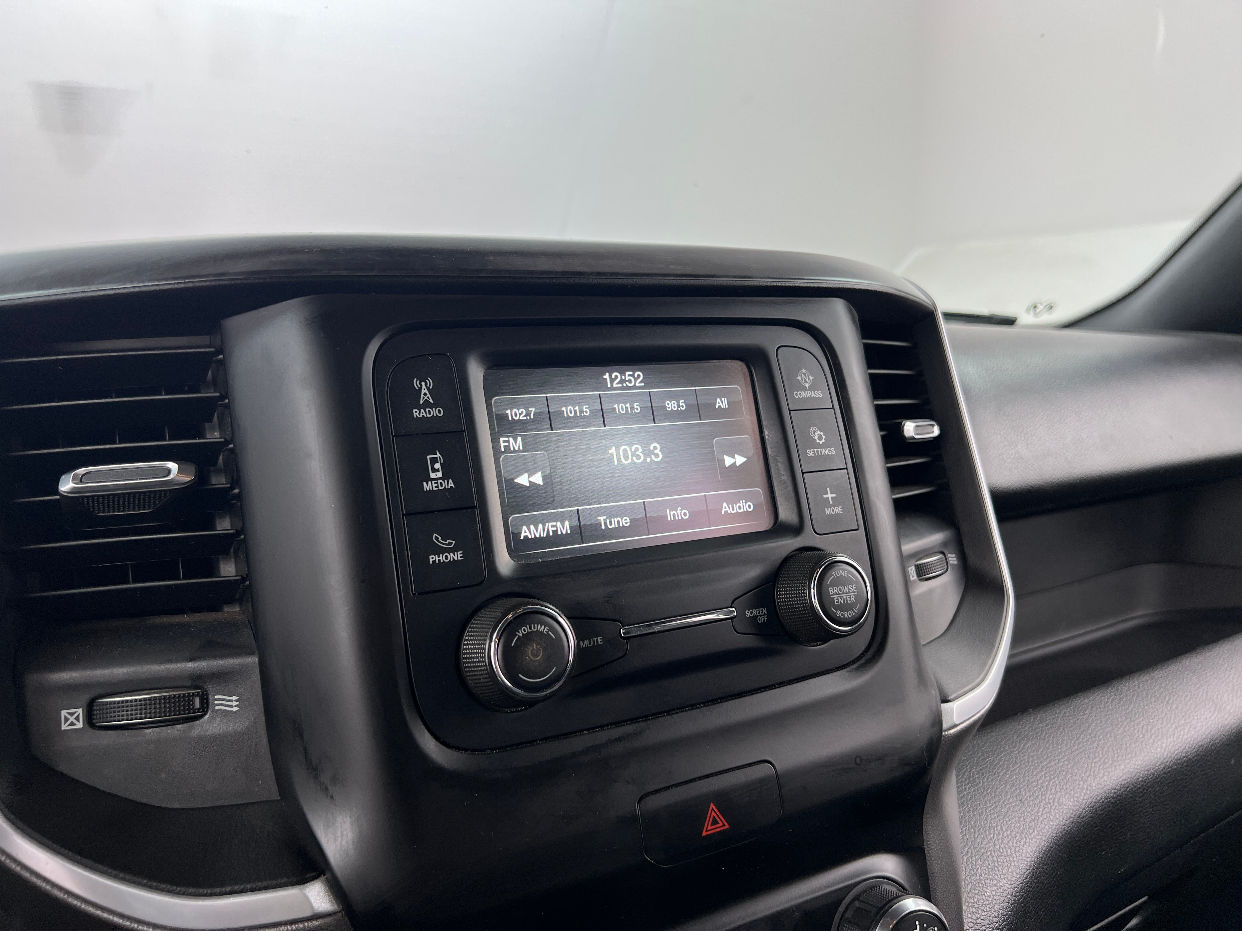 2021 RAM 1500 Big Horn 4