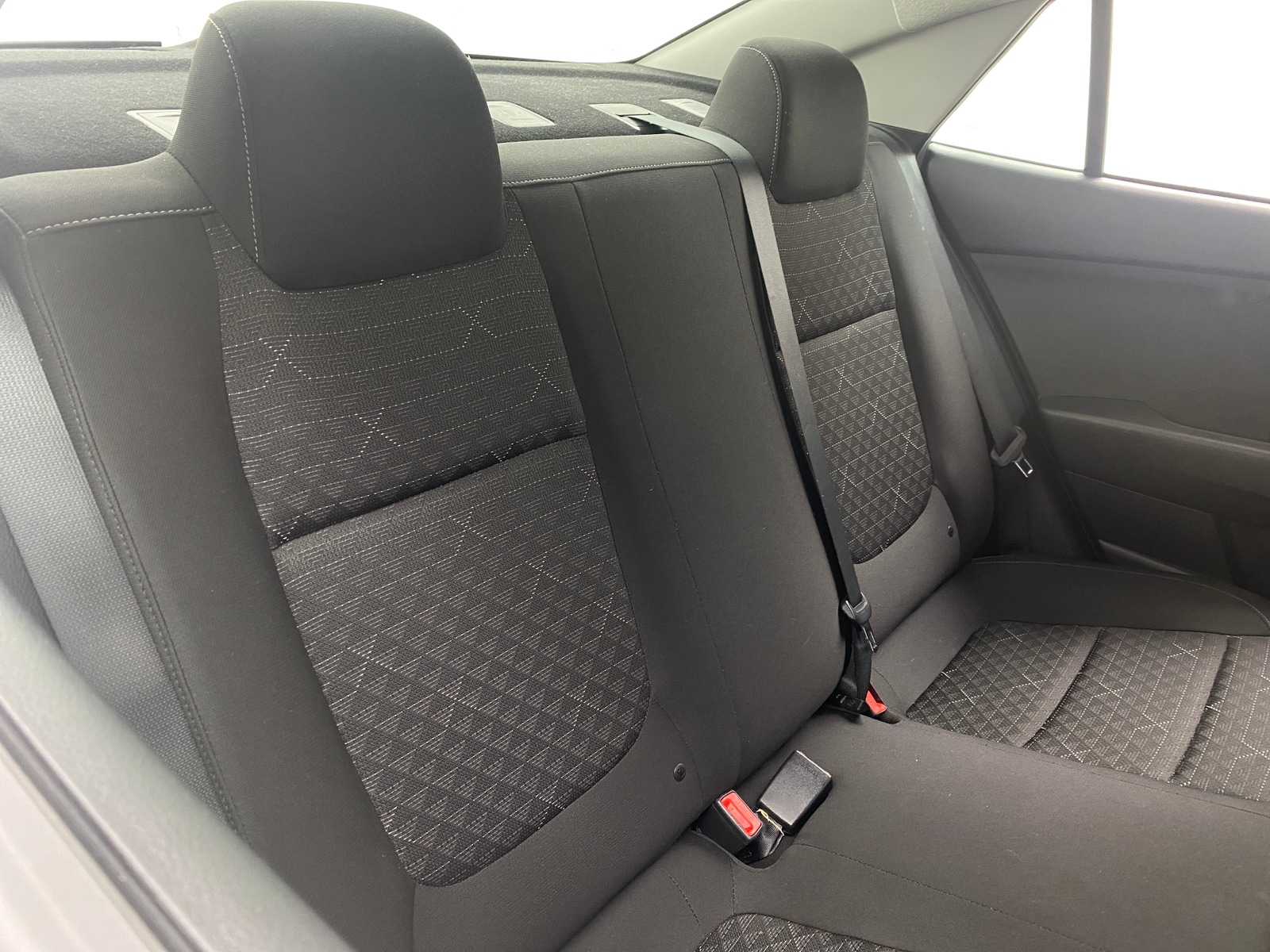 Thumbnail: 2023 Kia Rio - 6