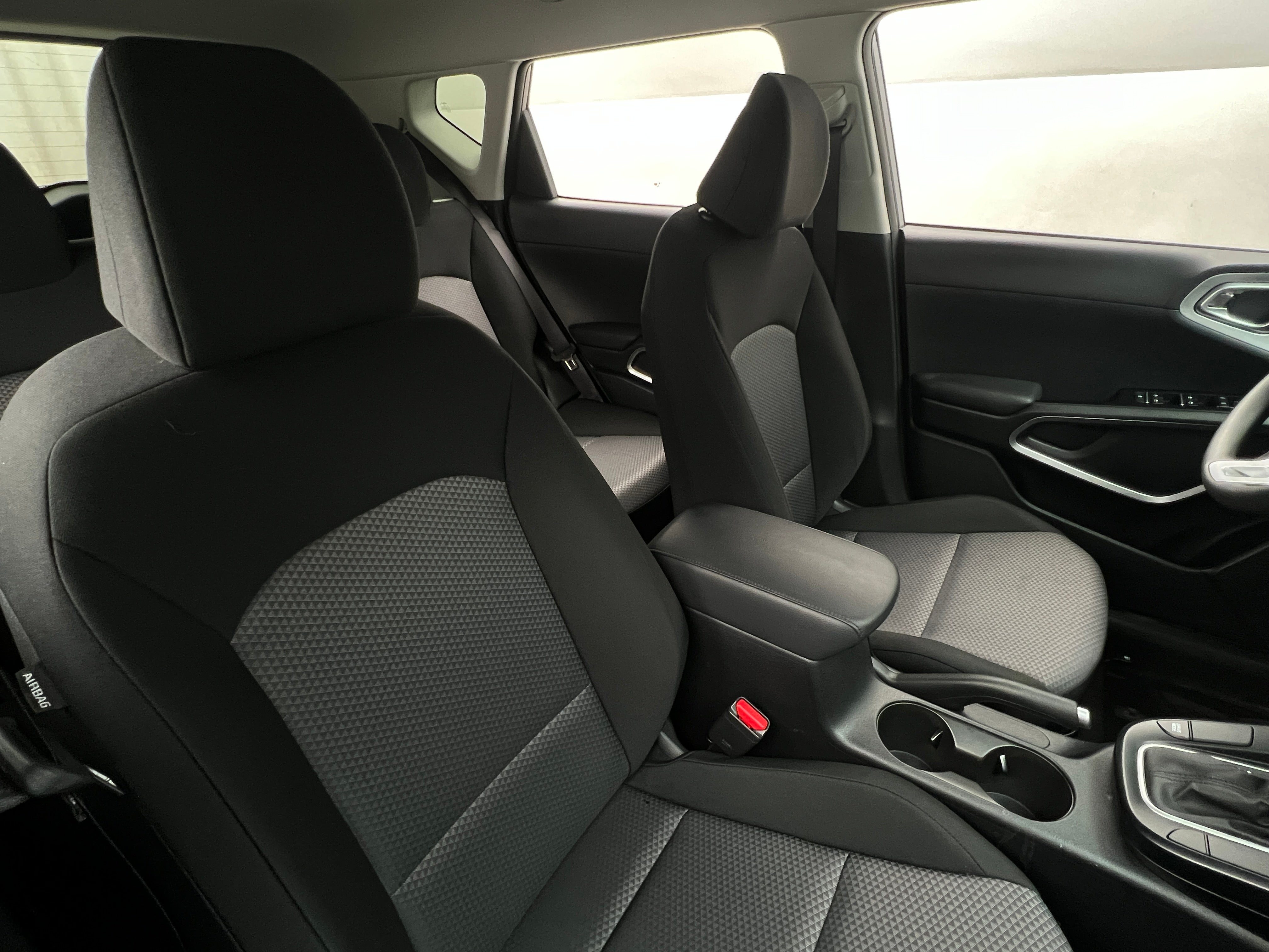 2024 Kia Soul LX 2