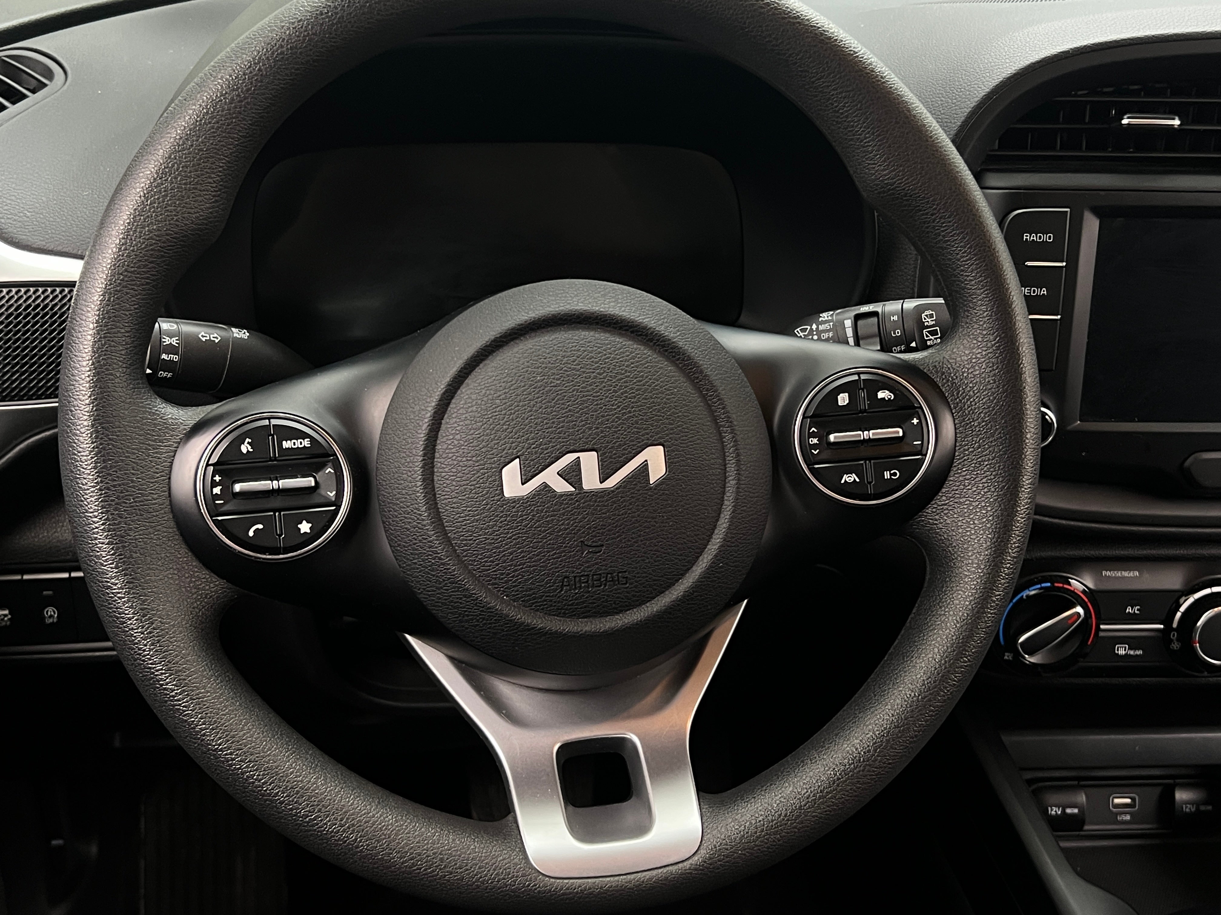 2024 Kia Soul LX 5