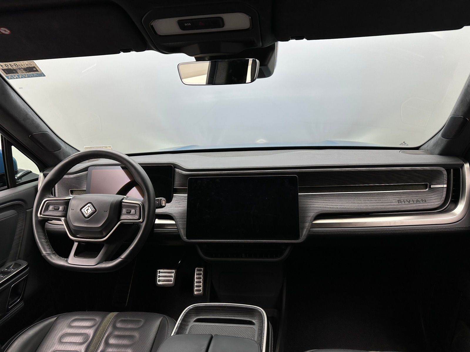 Thumbnail: 2024 Rivian R1S - 3