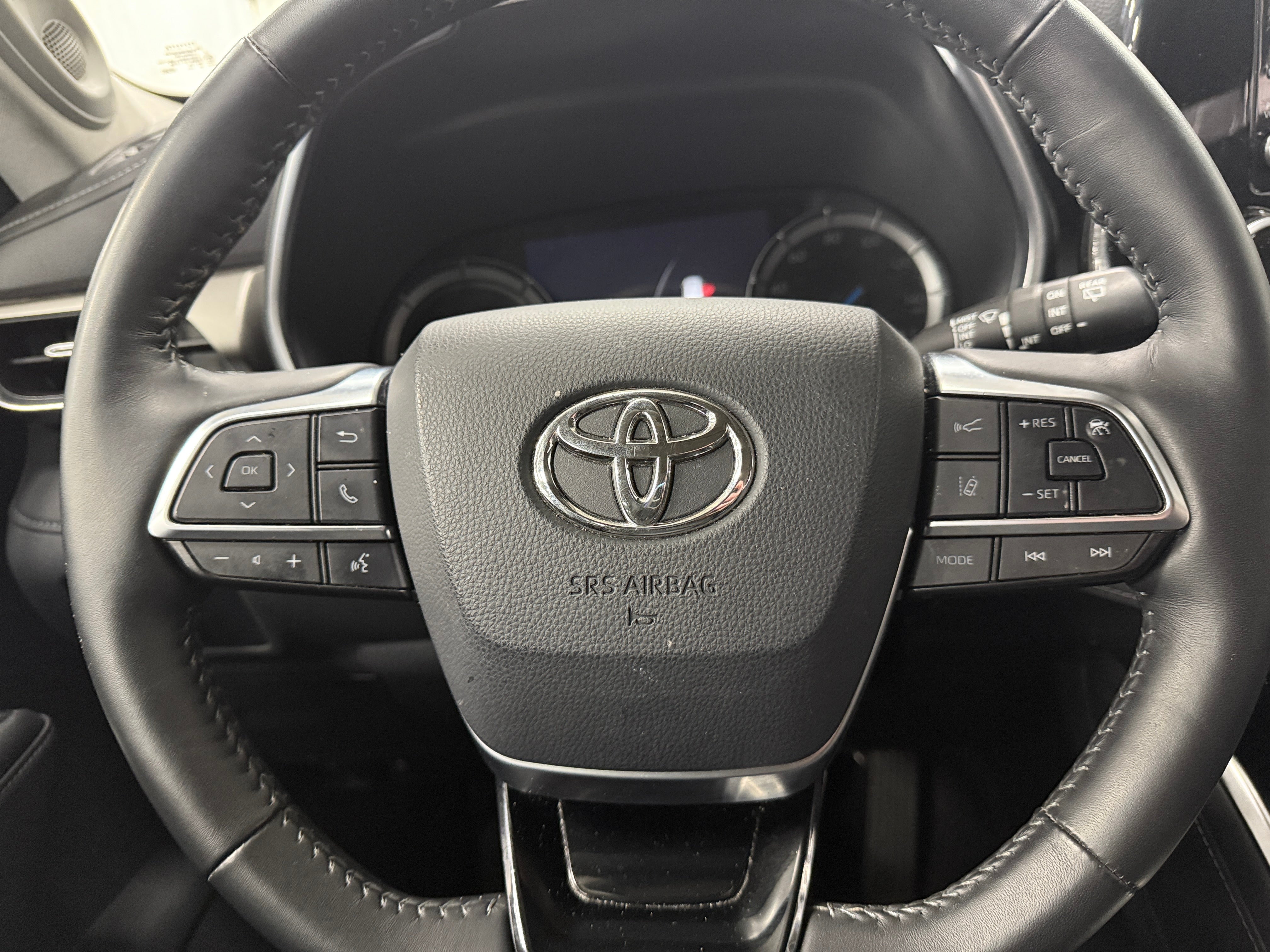 2020 Toyota Highlander Limited 4