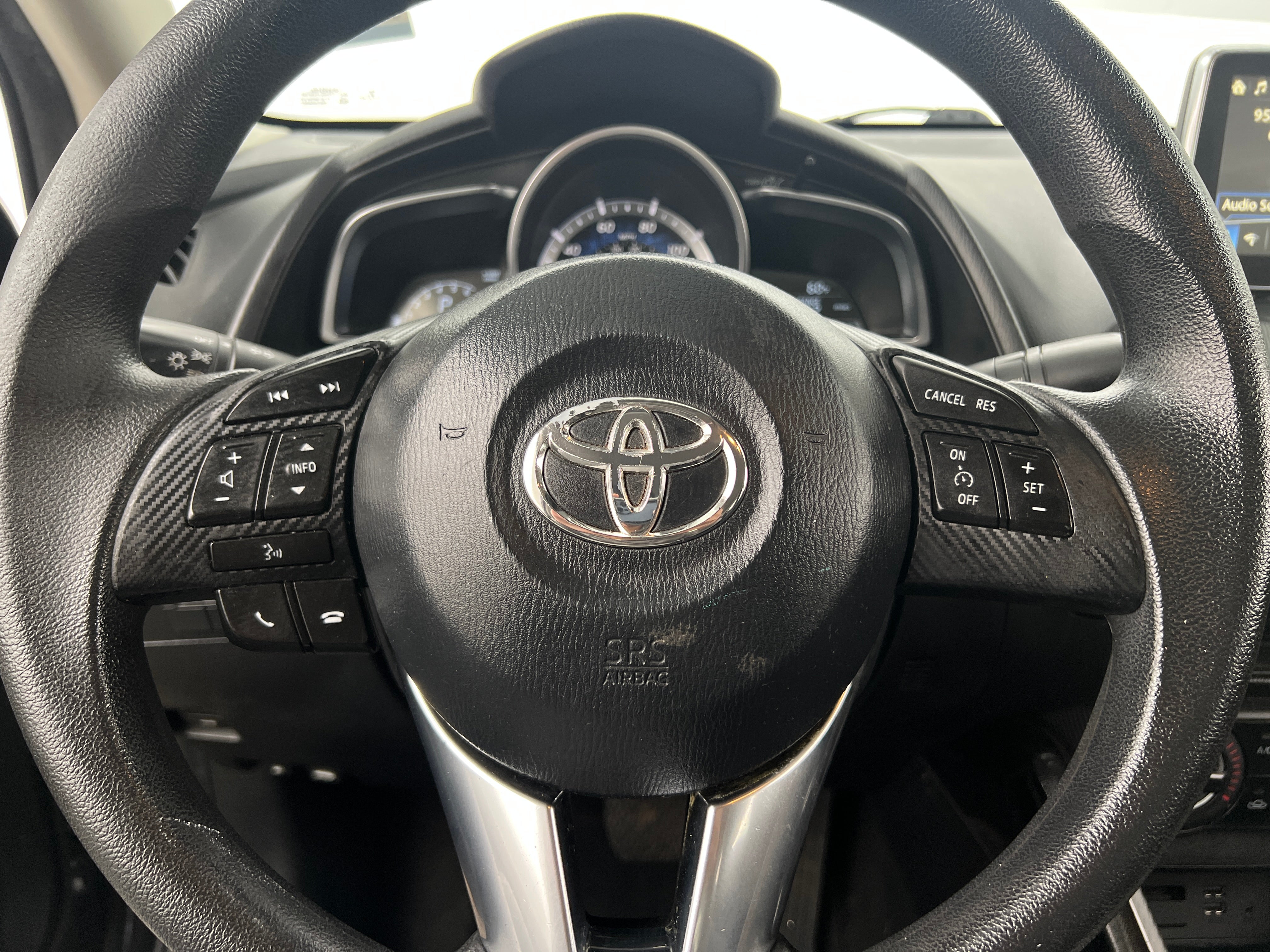 2017 Toyota Yaris iA Base 5