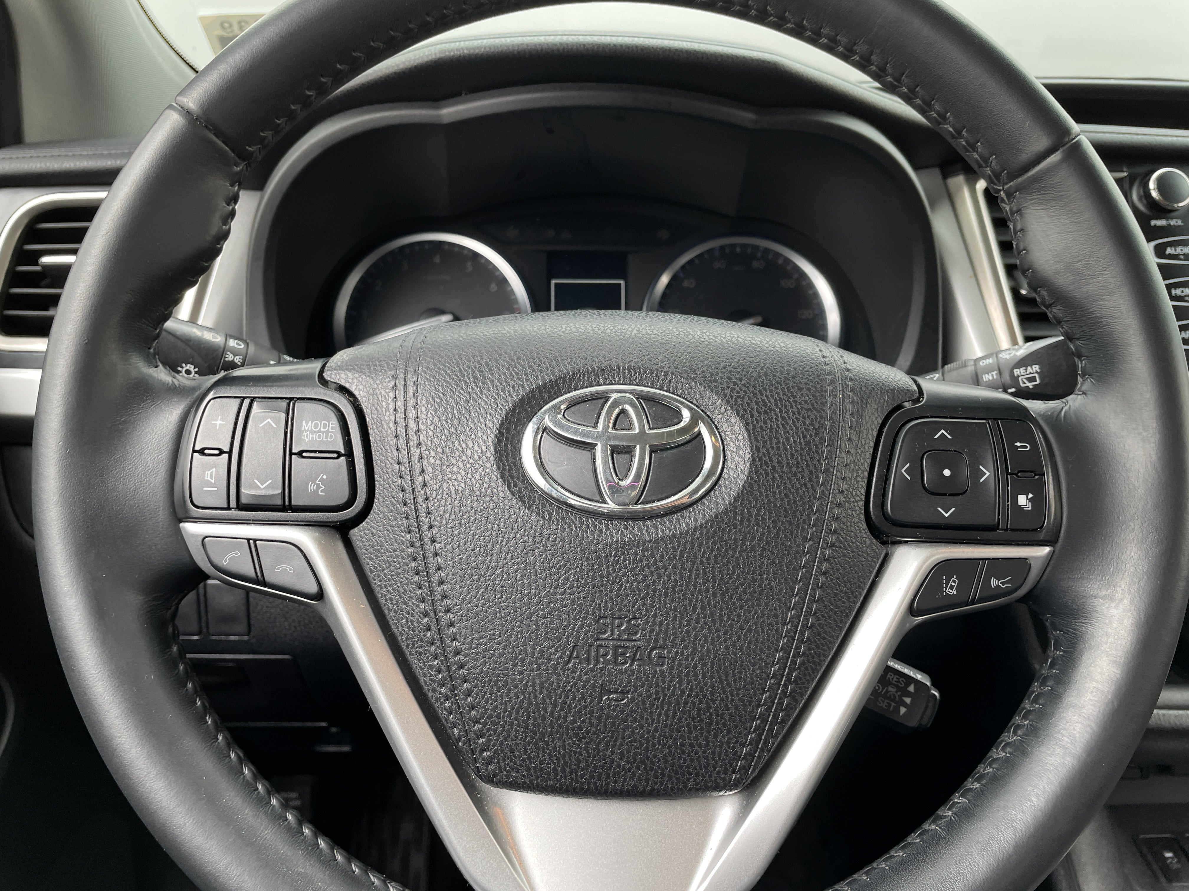 2019 Toyota Highlander SE 4