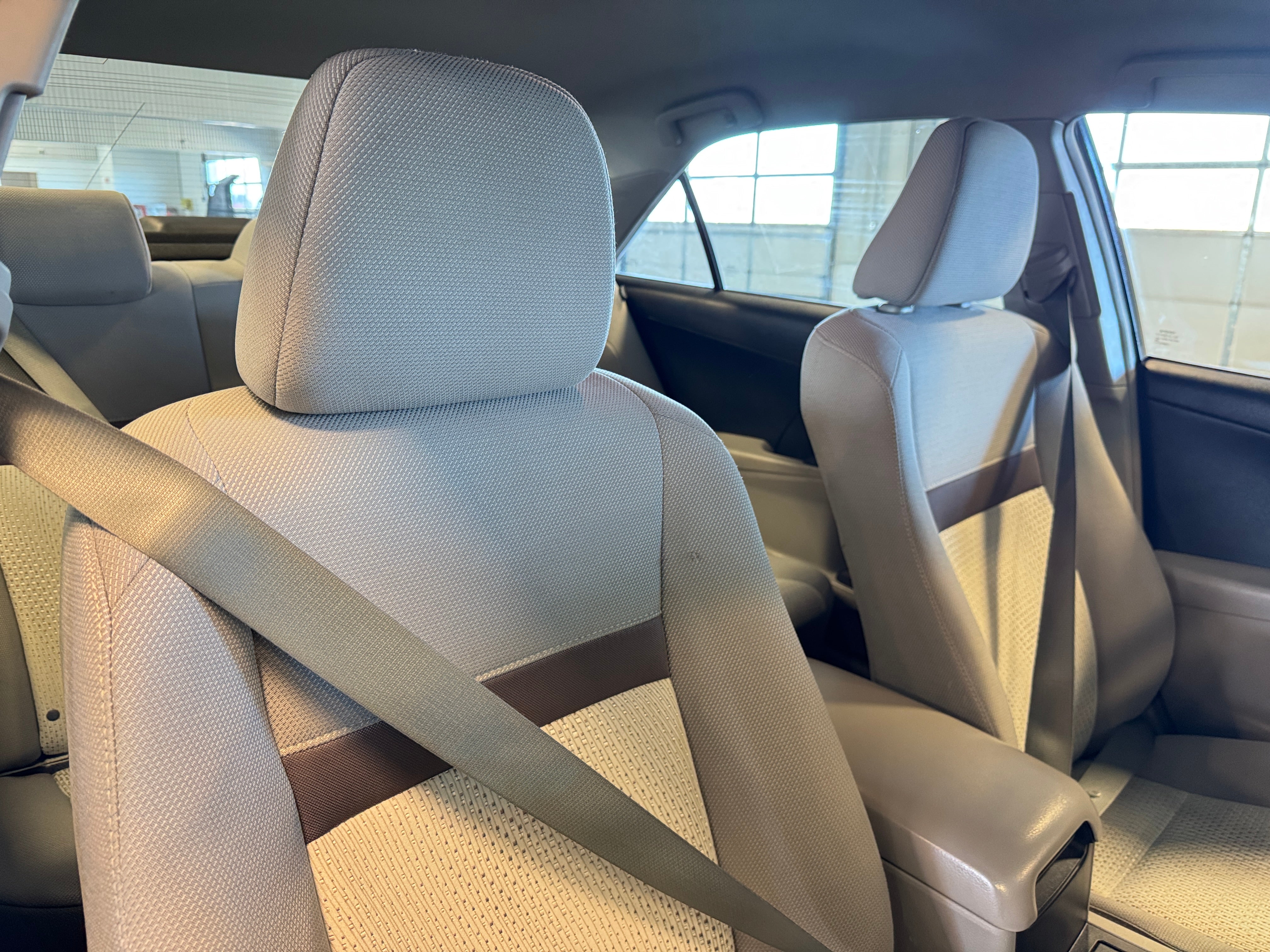 2014 Toyota Camry LE 2
