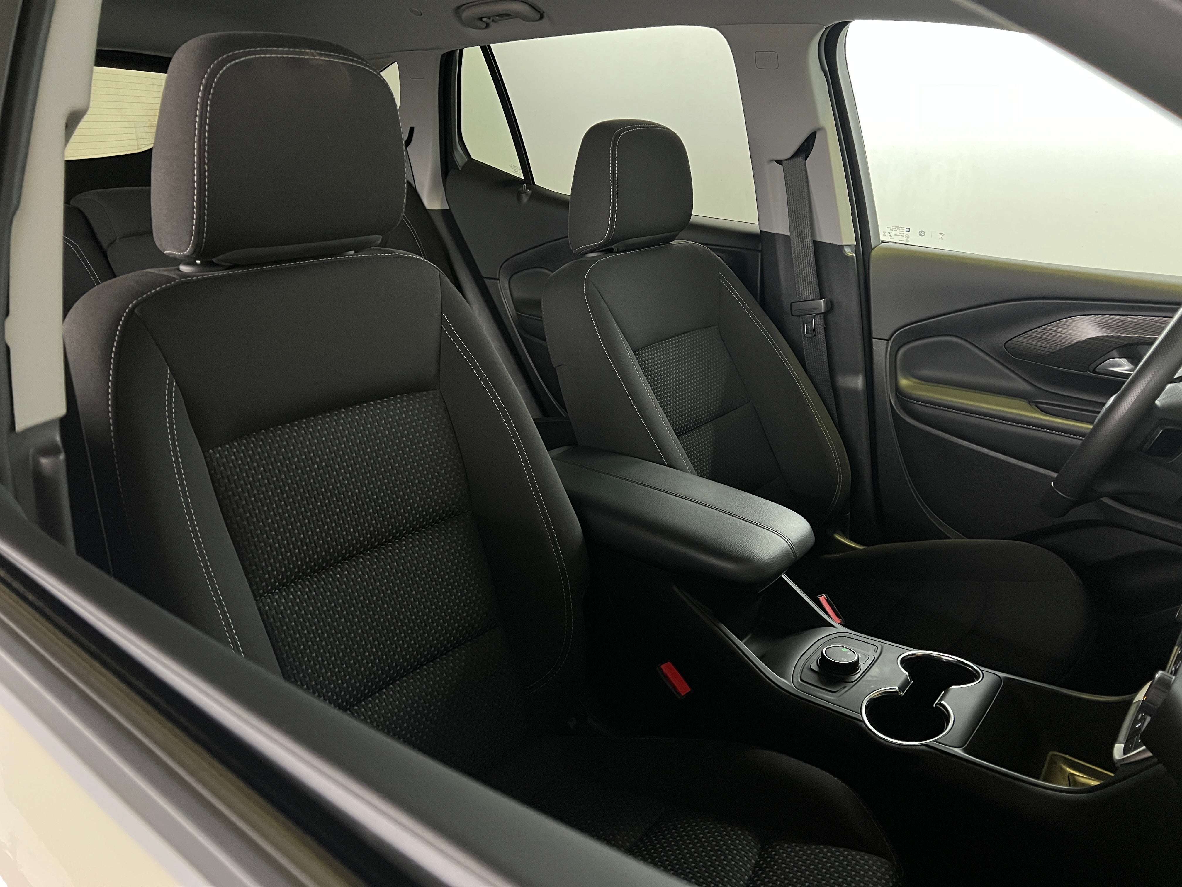 2024 GMC Terrain SLE 2