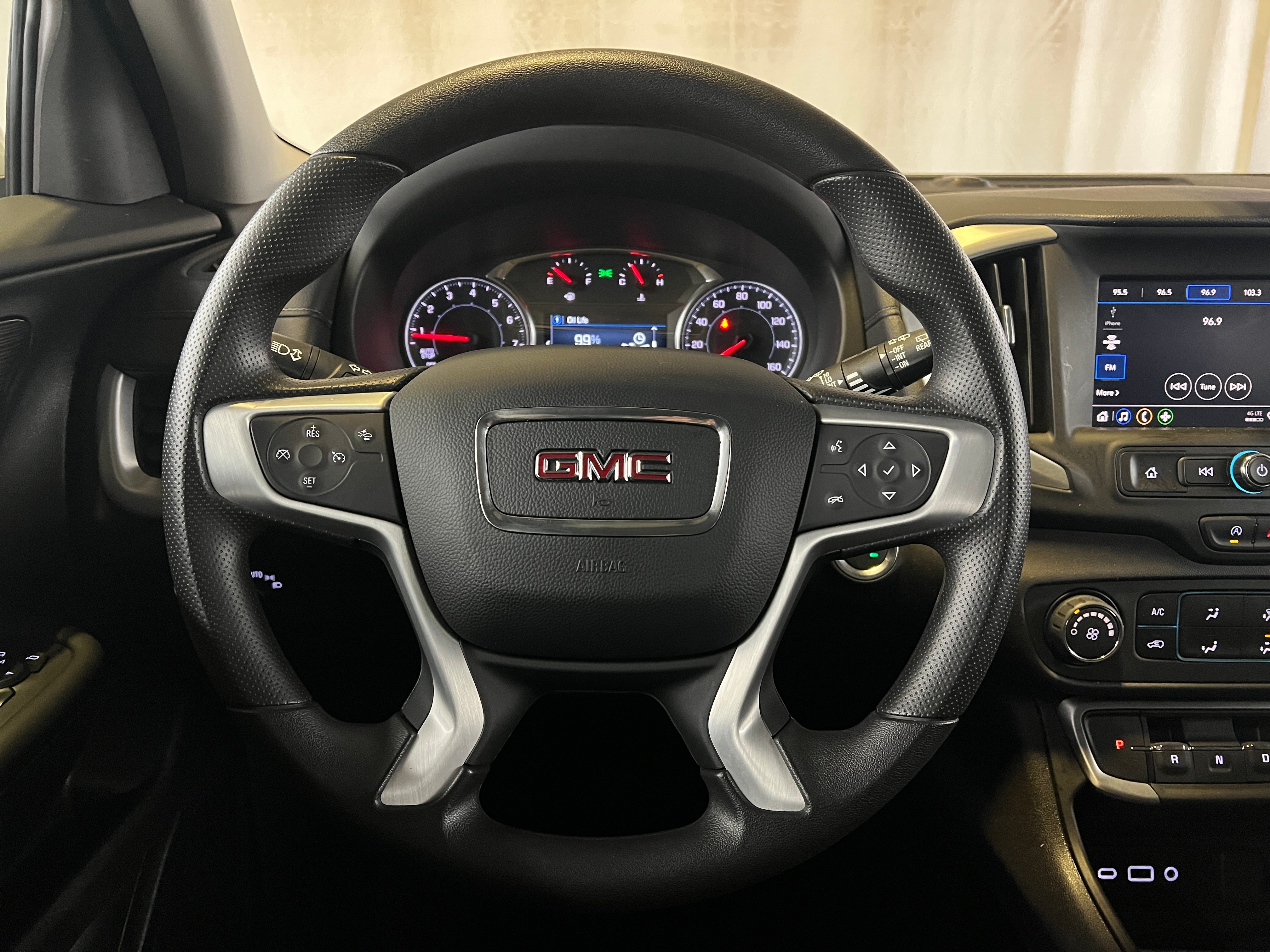 2024 GMC Terrain SLE 5