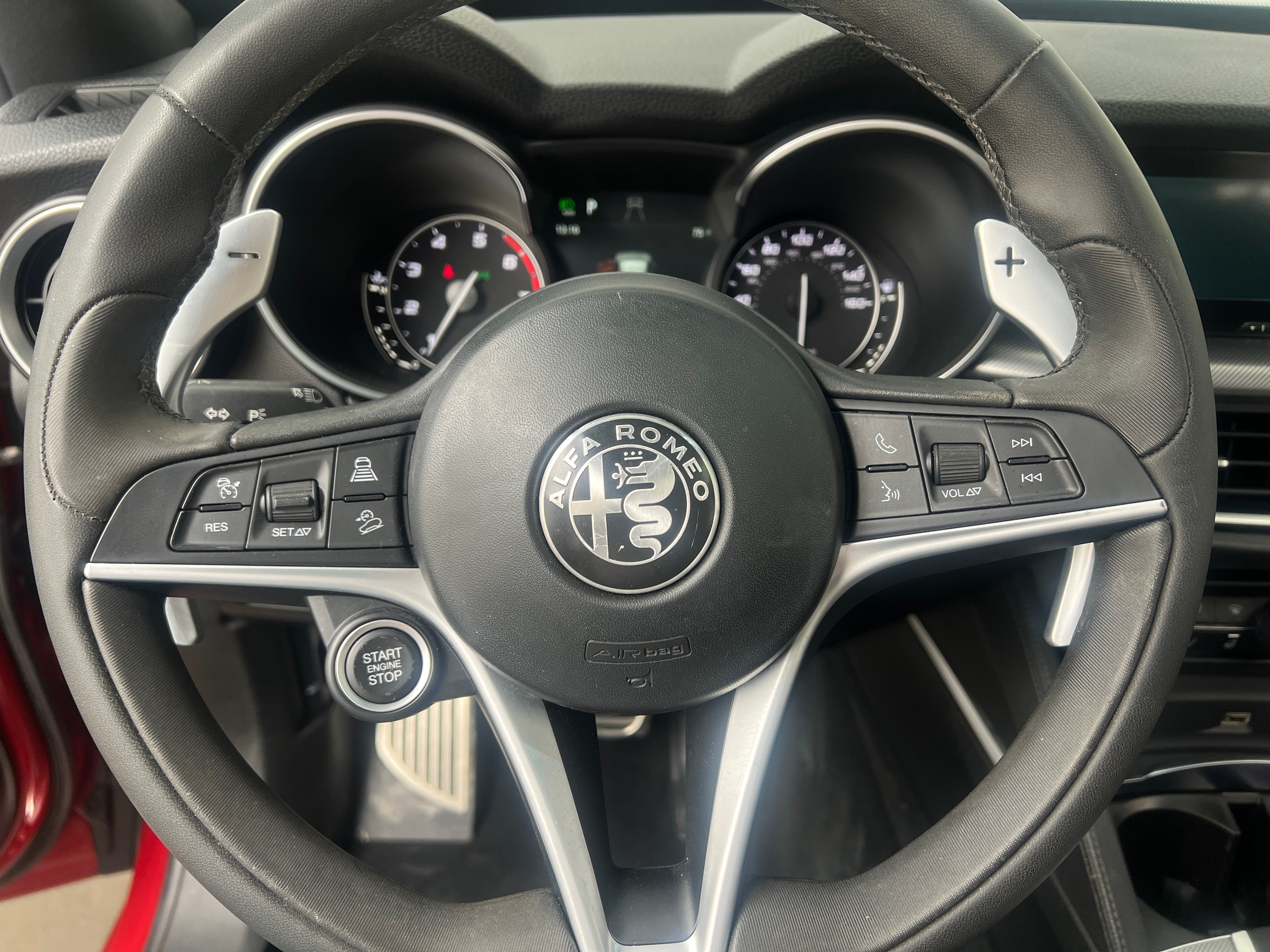 2018 Alfa Romeo Stelvio Ti Sport 5